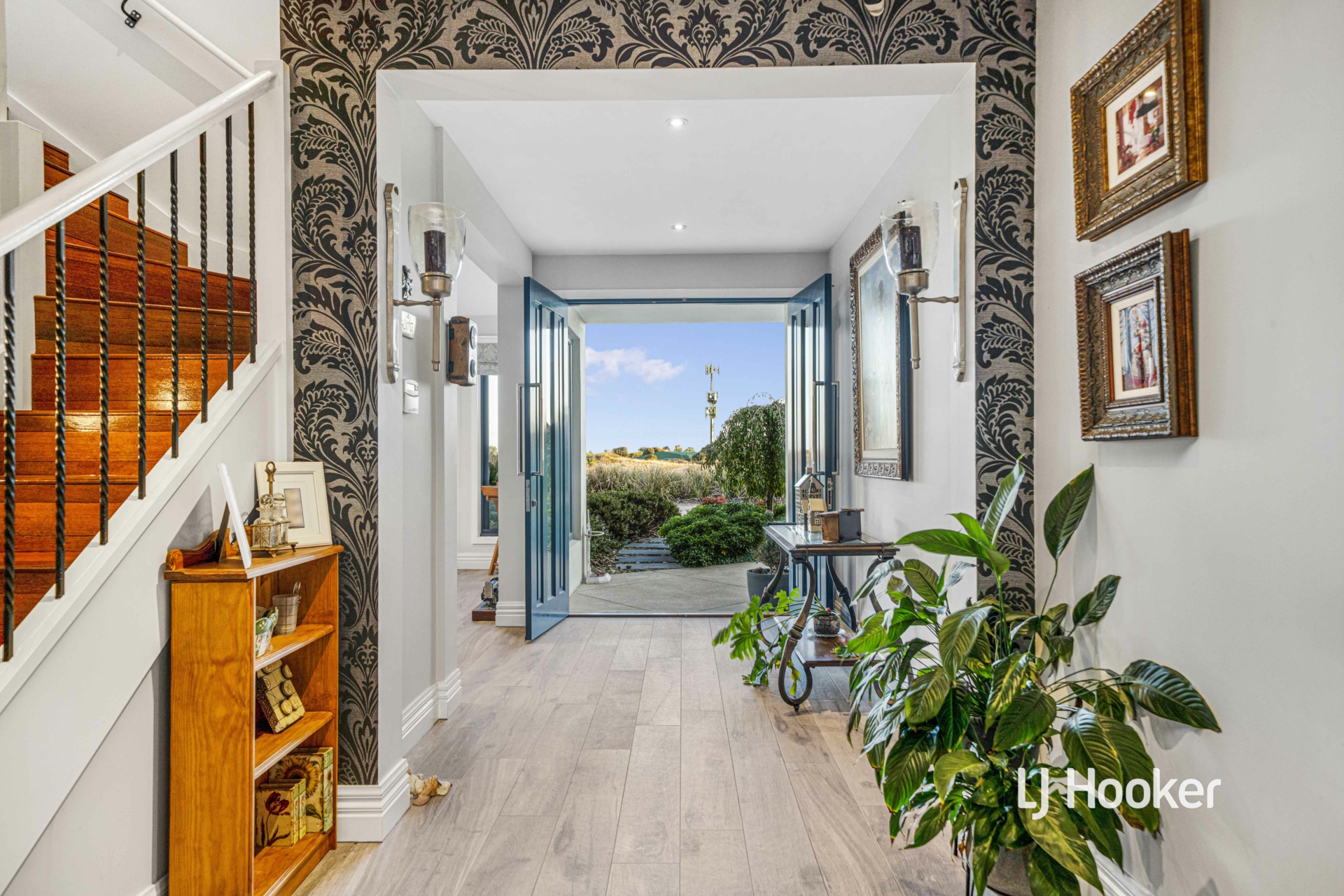 4 Eagleview Place, SANCTUARY LAKES
