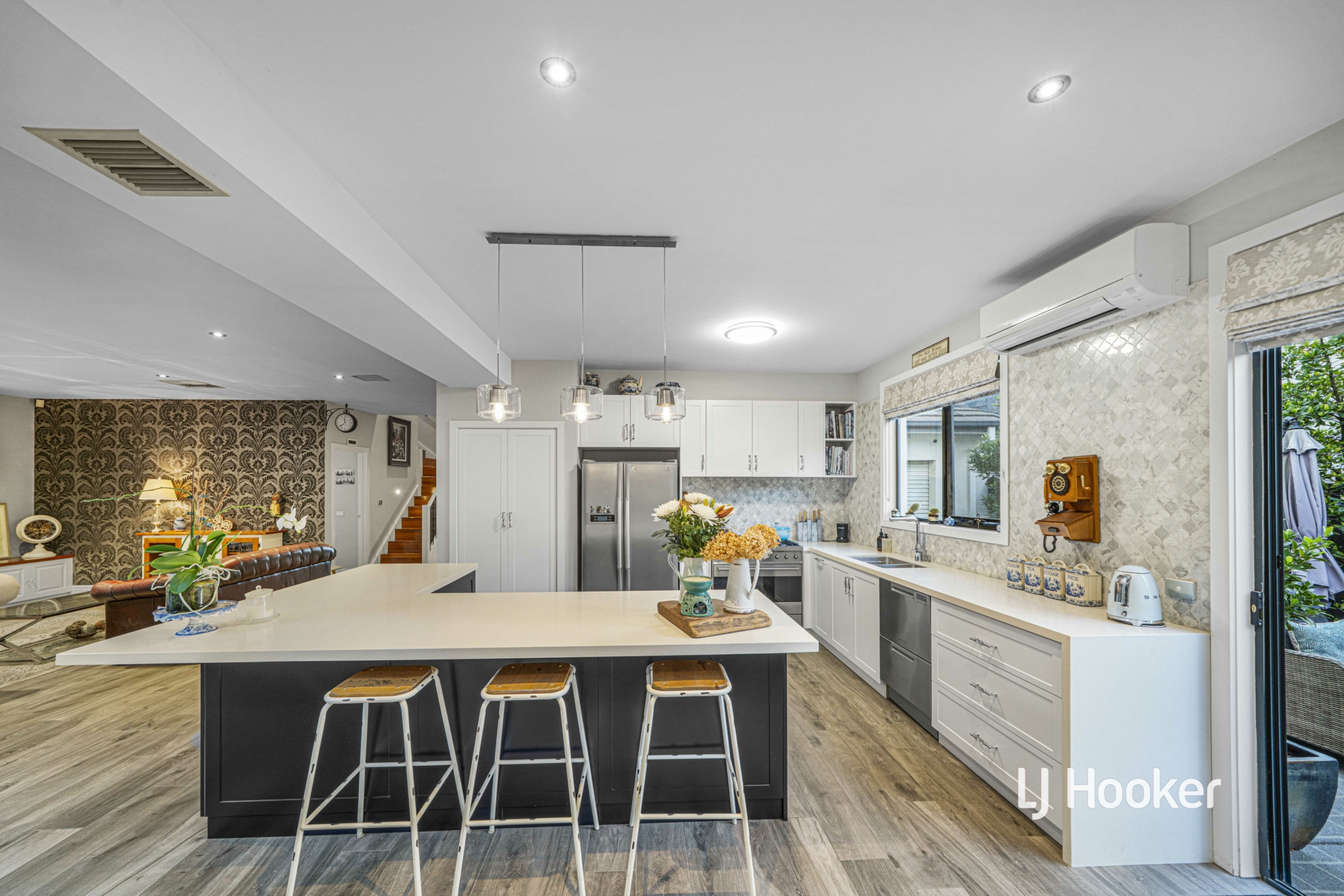 4 Eagleview Place, SANCTUARY LAKES