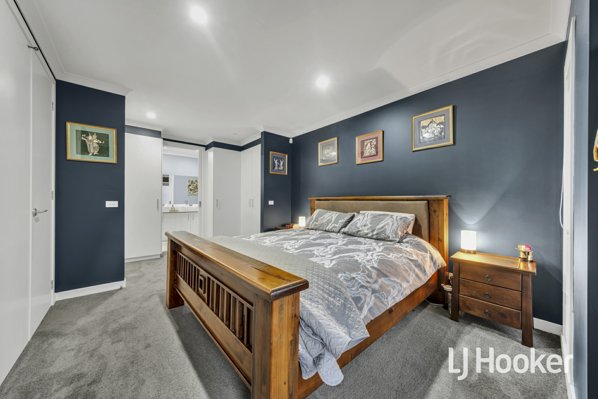 13 Denman Drive, POINT COOK