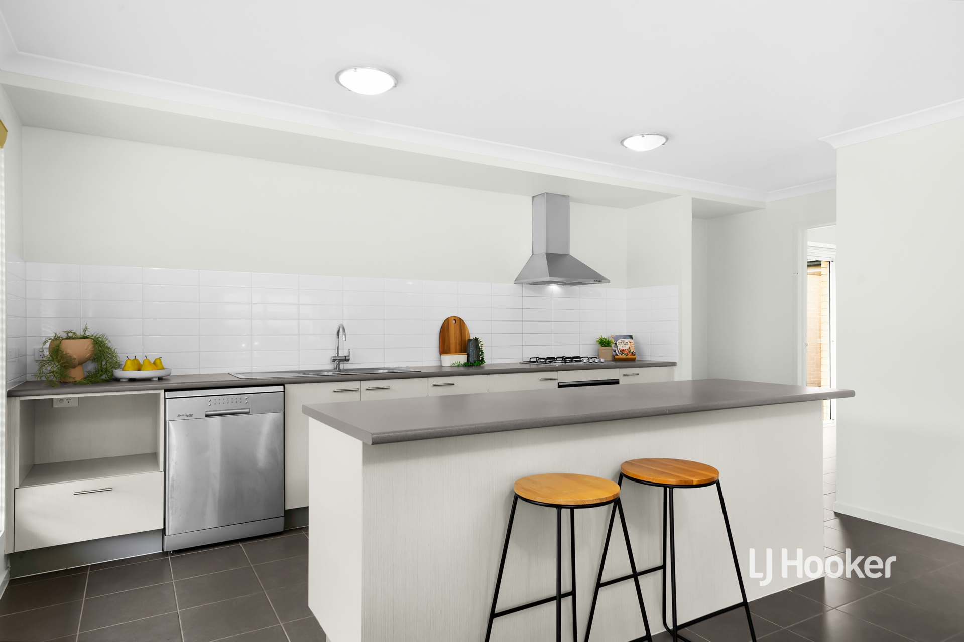 17 Brindabella Chase, SANCTUARY LAKES