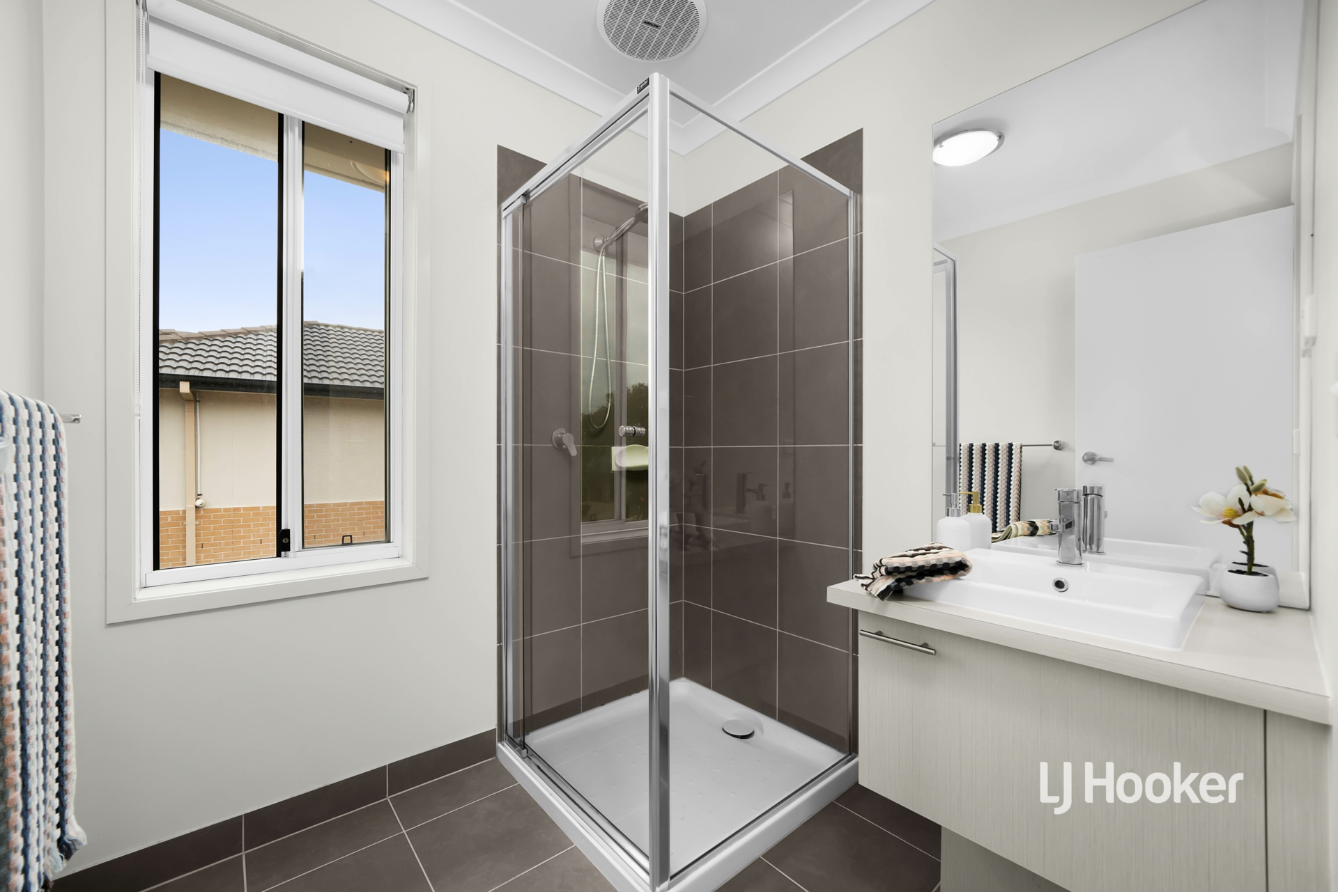 17 Brindabella Chase, SANCTUARY LAKES