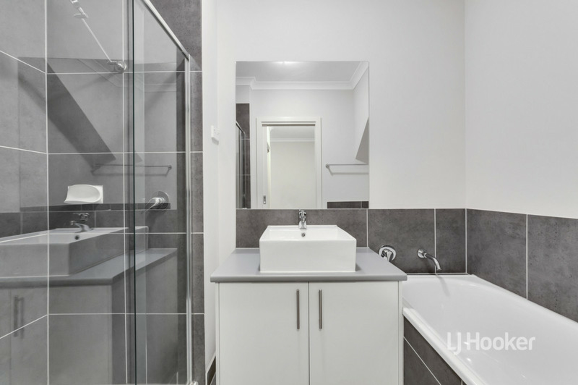 21/64 Escapade Boulevard, CRAIGIEBURN