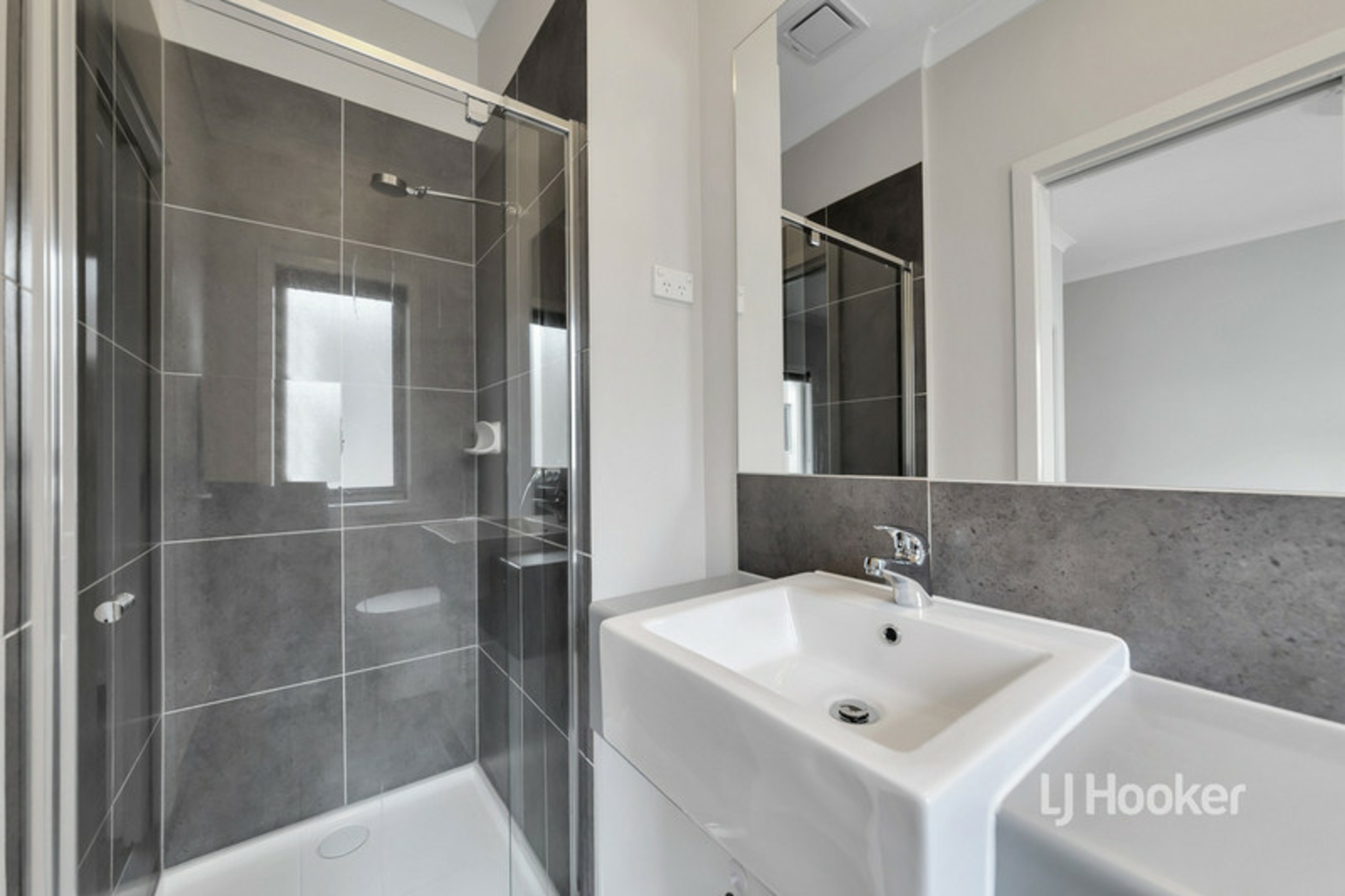 21/64 Escapade Boulevard, CRAIGIEBURN