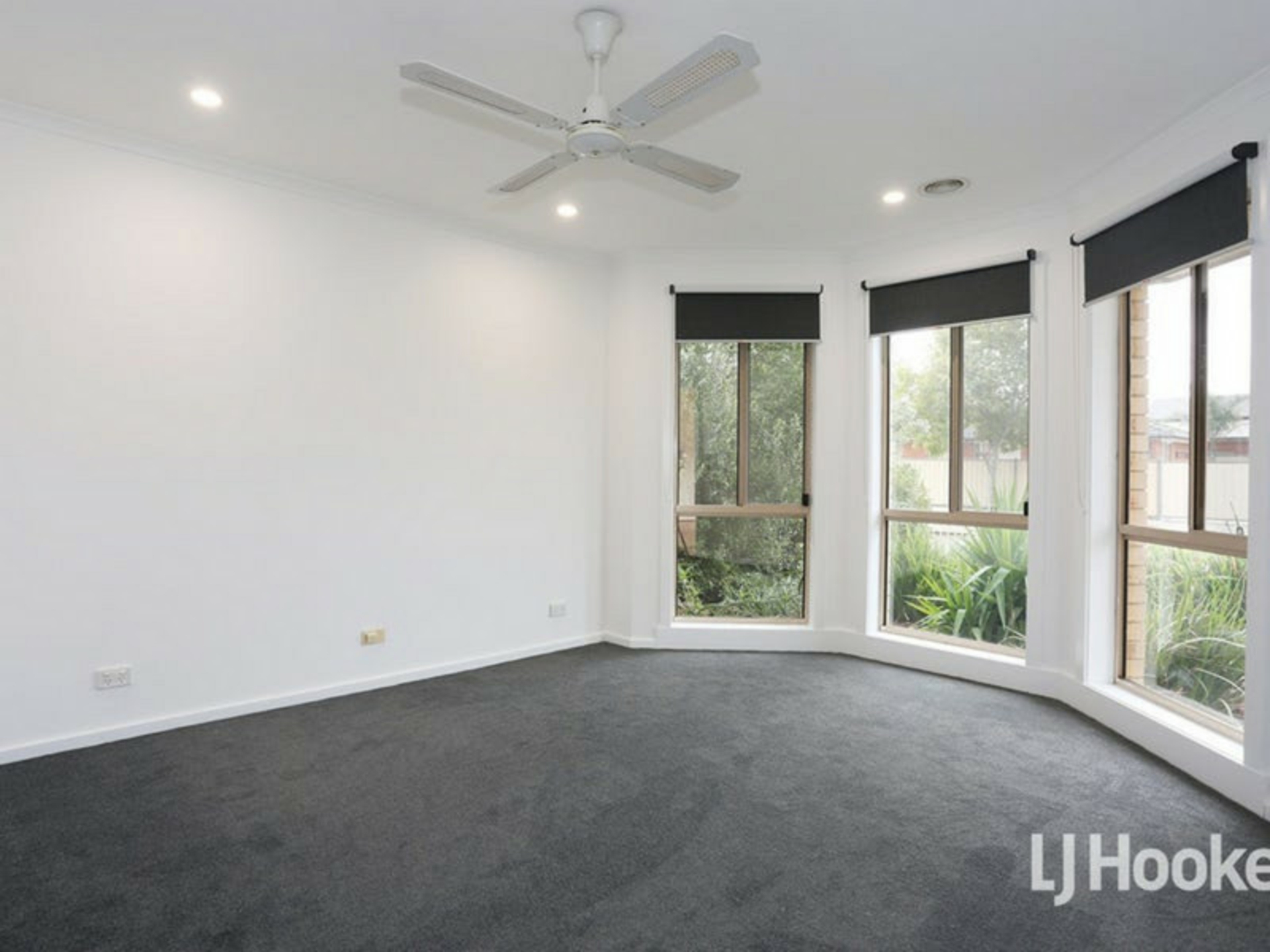 11 Sandstone Avenue, SEABROOK