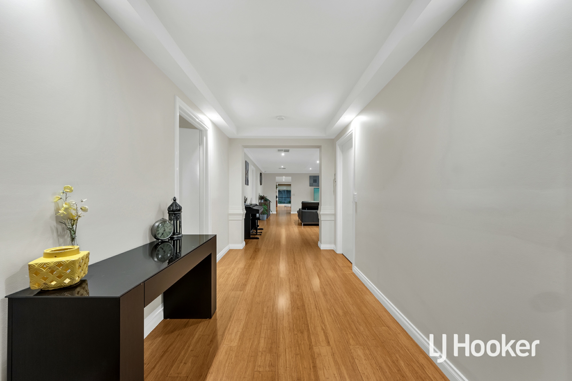 18 Watermark Way, POINT COOK