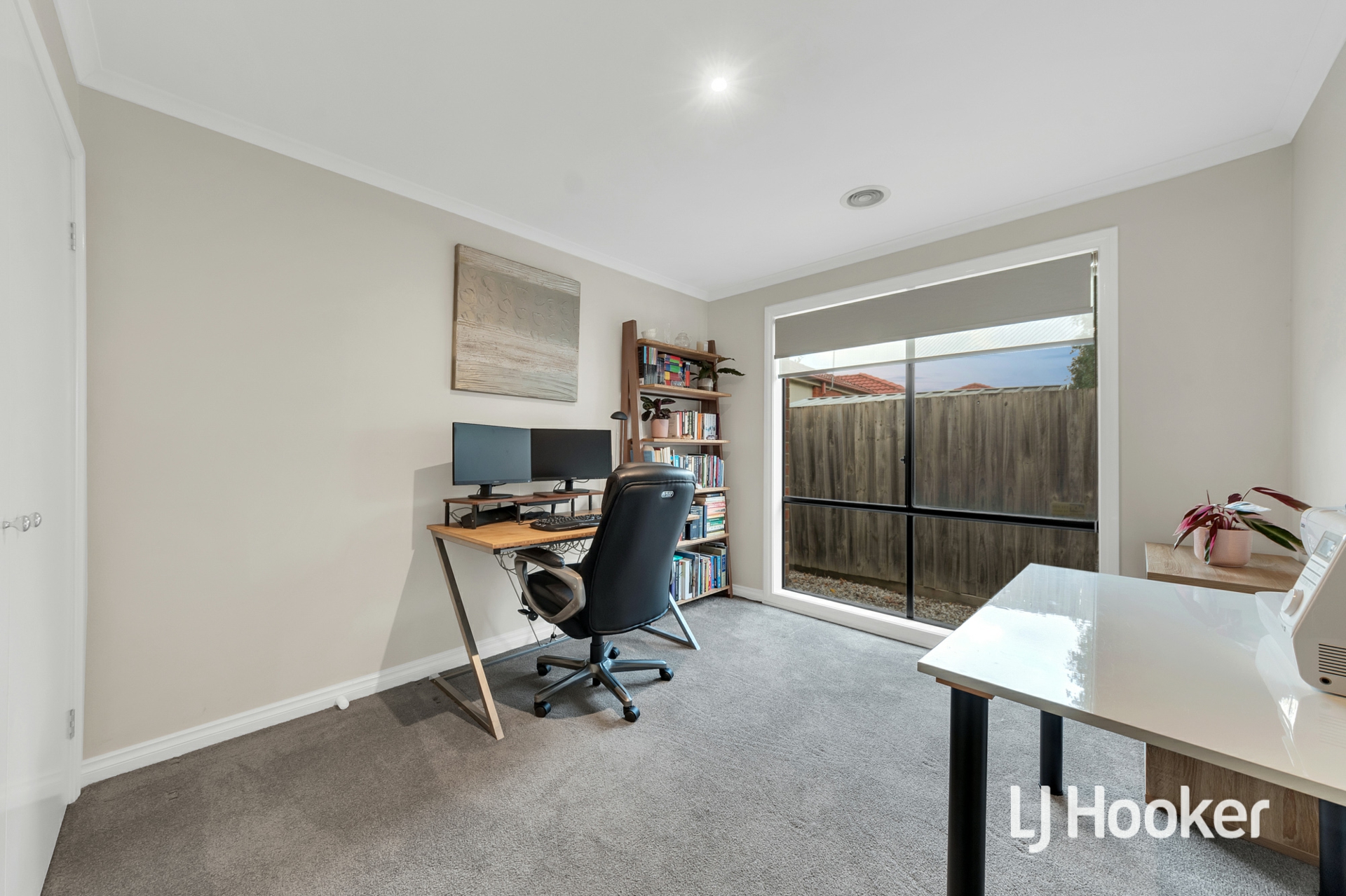 18 Watermark Way, POINT COOK