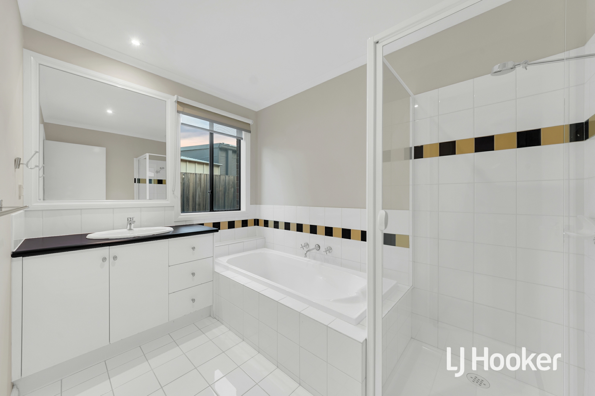 18 Watermark Way, POINT COOK
