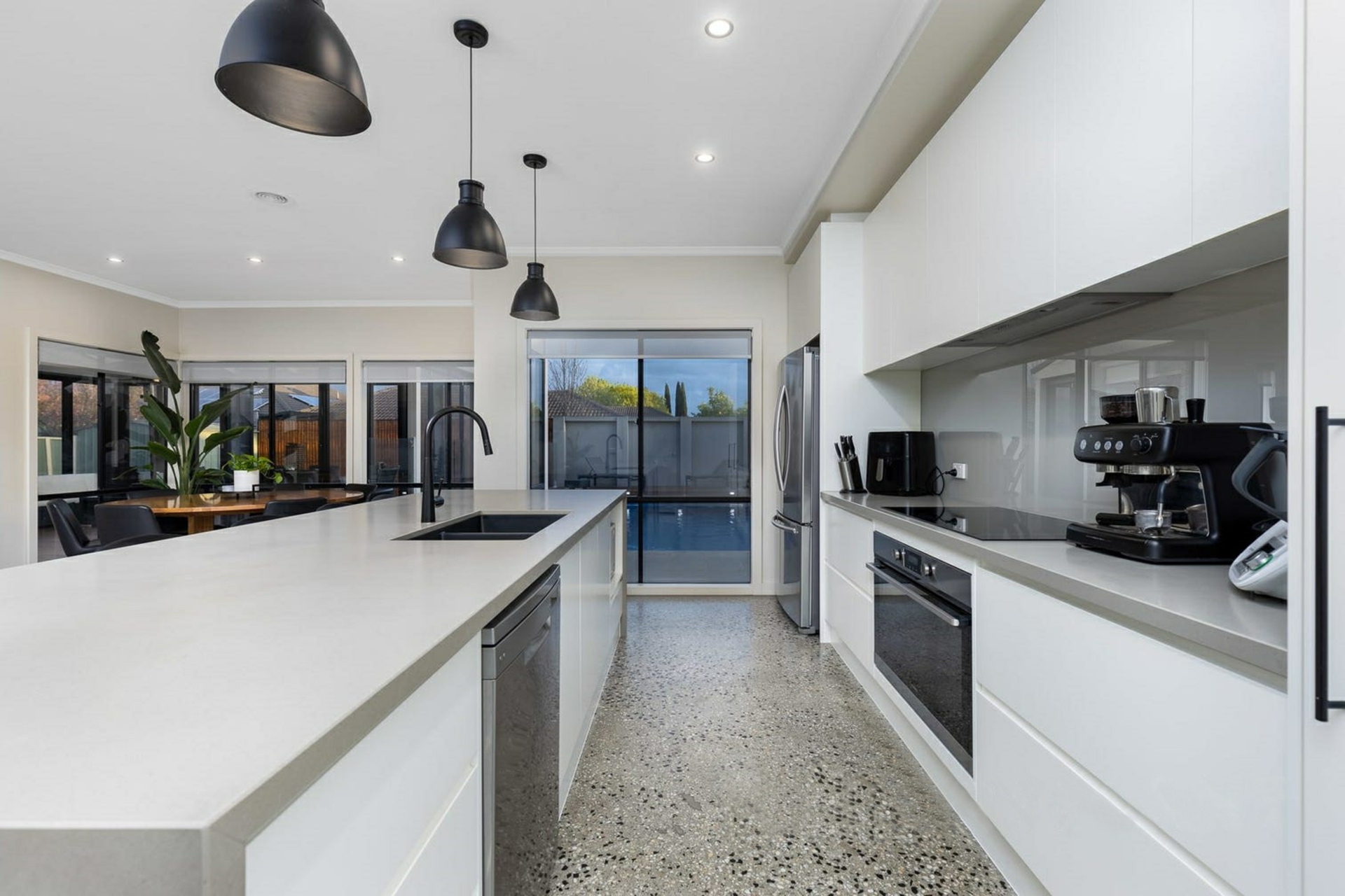 5 Oldfield Place, POINT COOK
