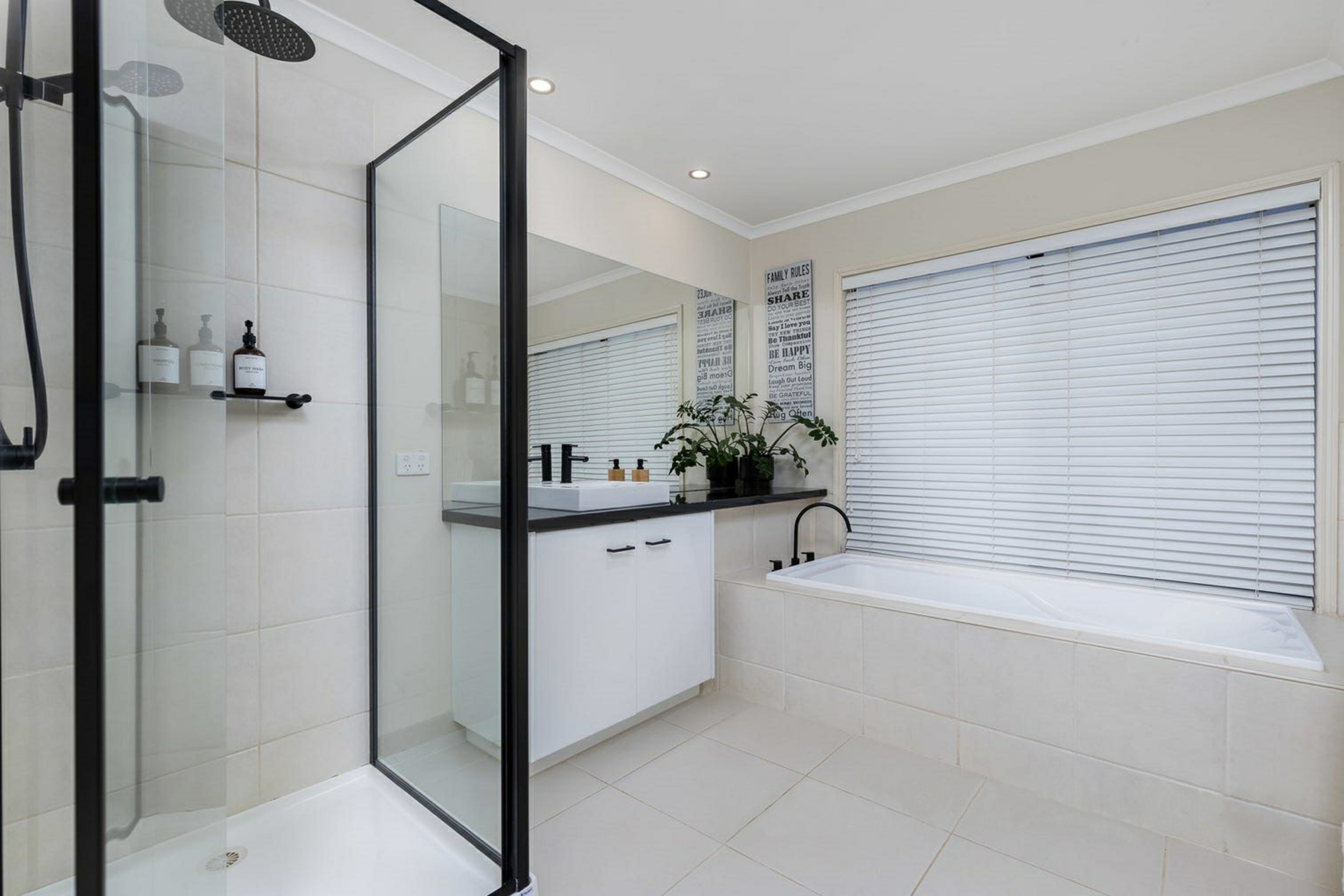 5 Oldfield Place, POINT COOK