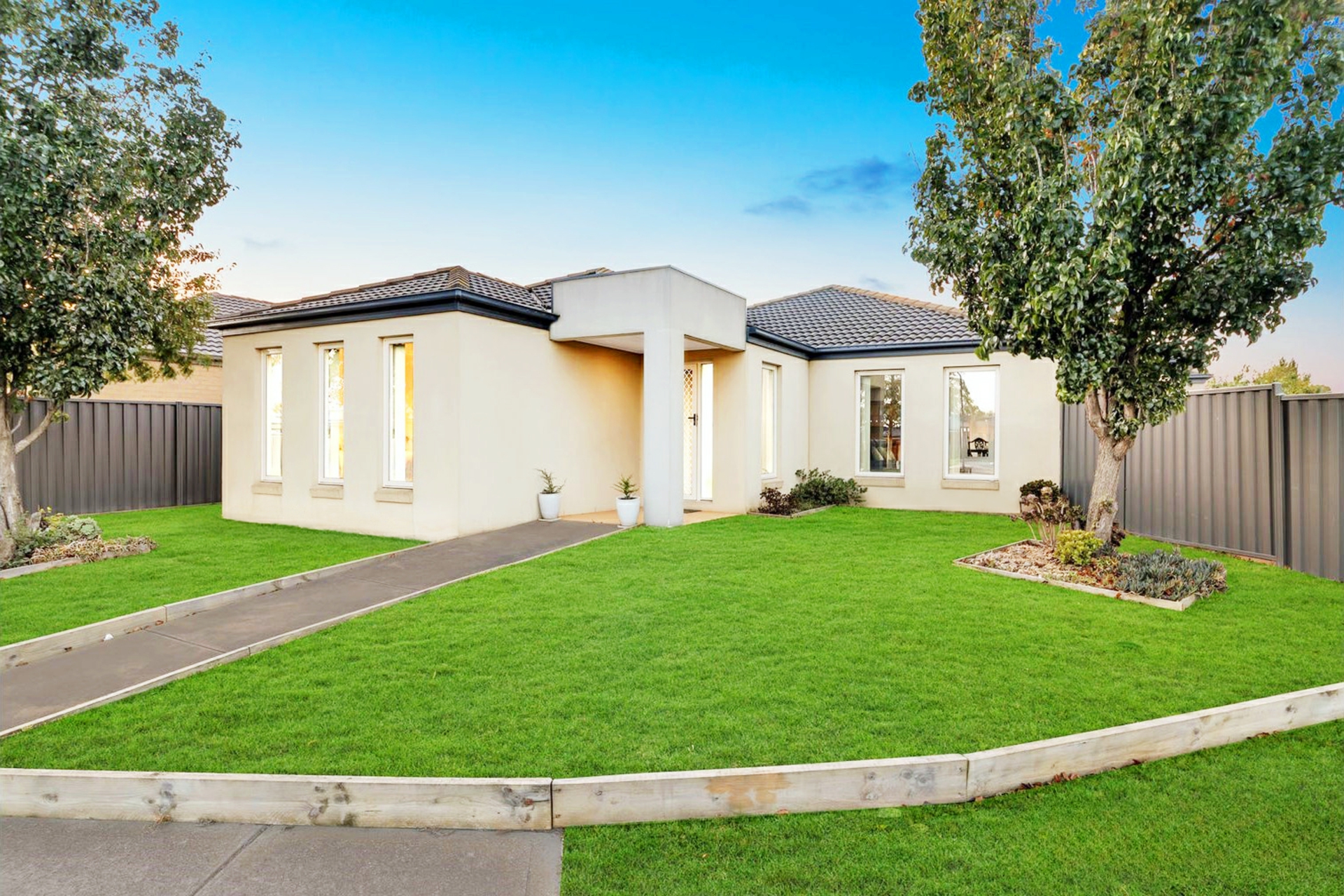 18 Carisbrook Circuit, TRUGANINA