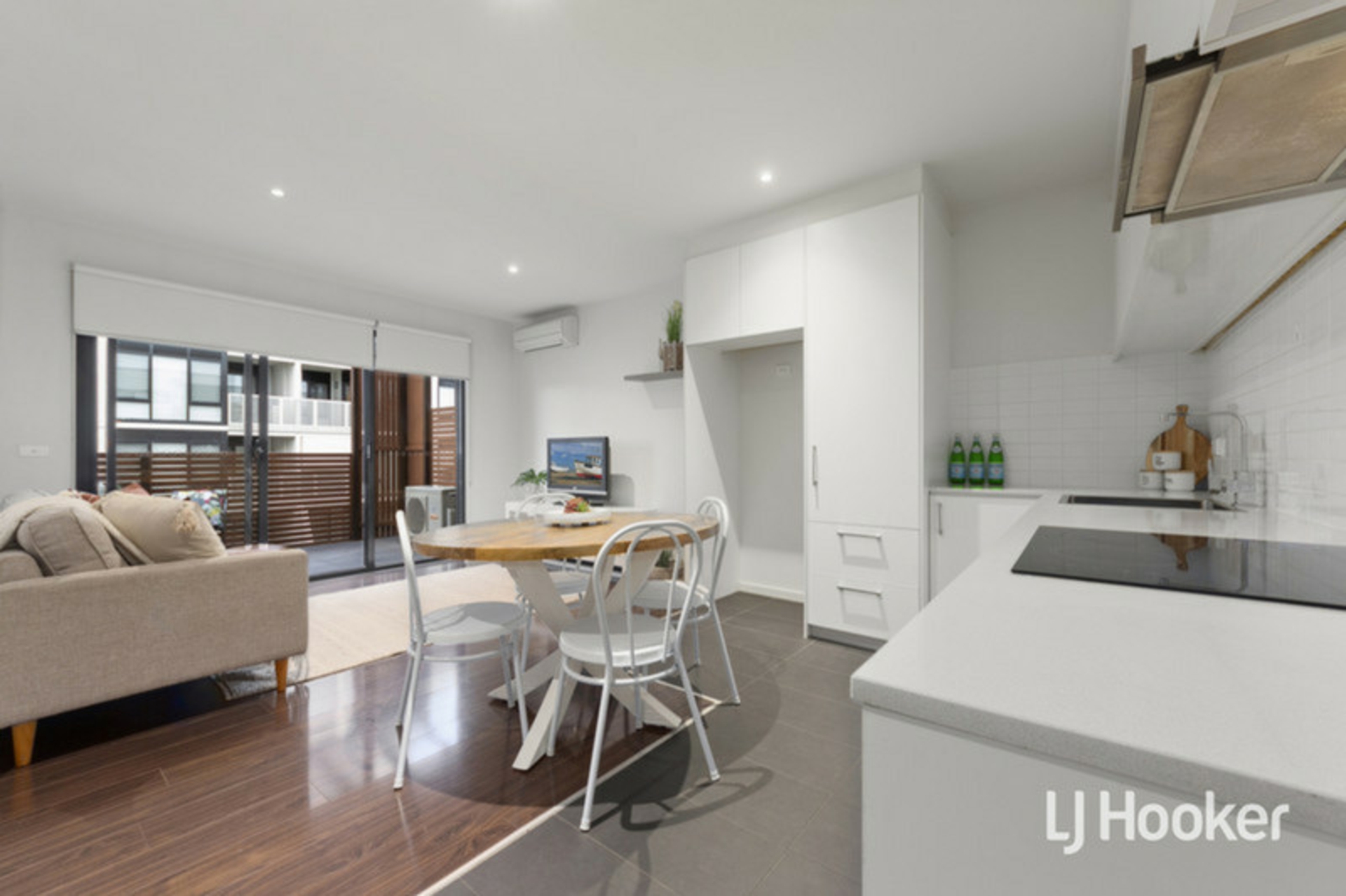 203/15 Balcombe Road, MENTONE