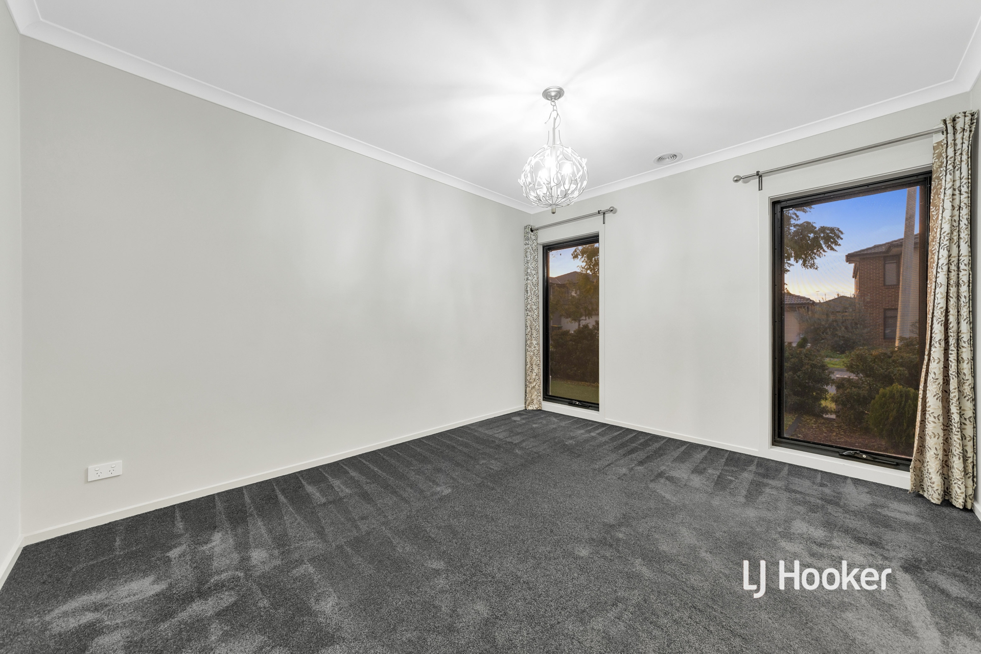 12 Grasso Avenue, POINT COOK