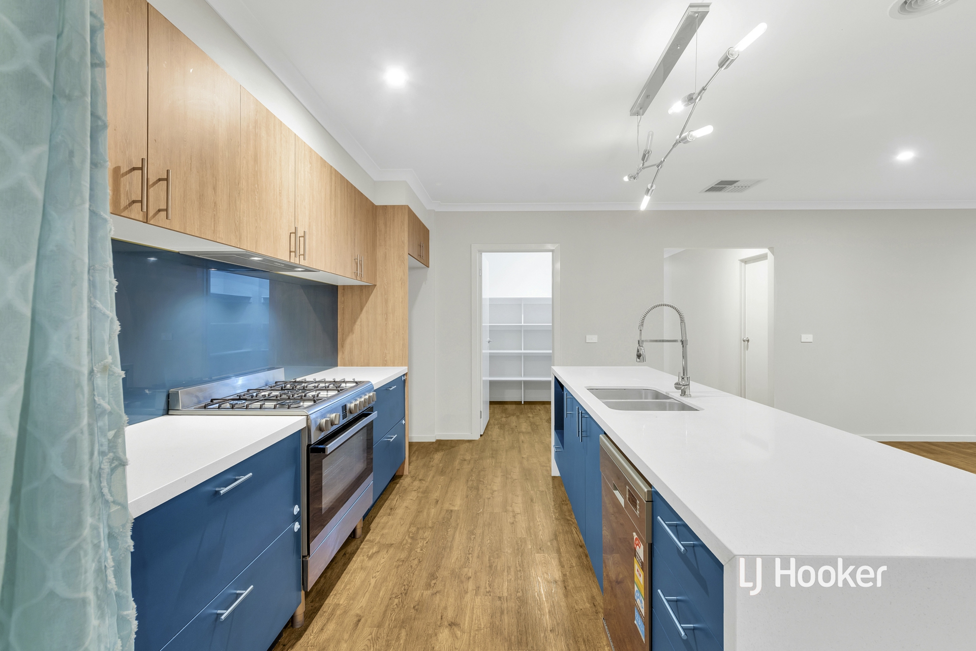 12 Grasso Avenue, POINT COOK