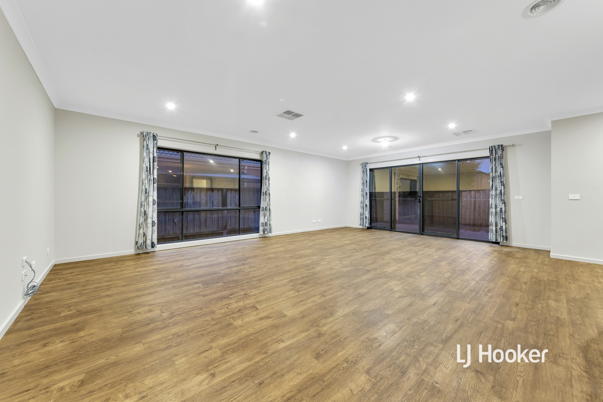 12 Grasso Avenue, POINT COOK