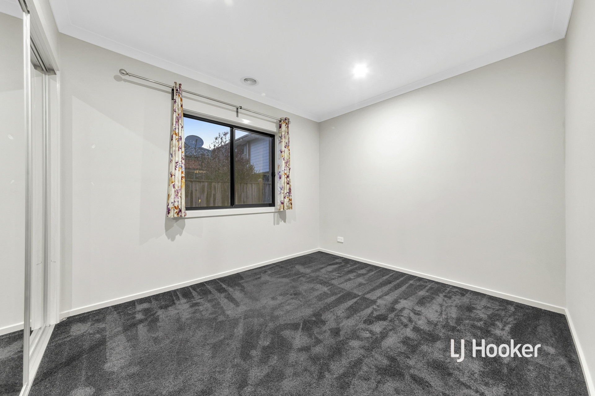 12 Grasso Avenue, POINT COOK