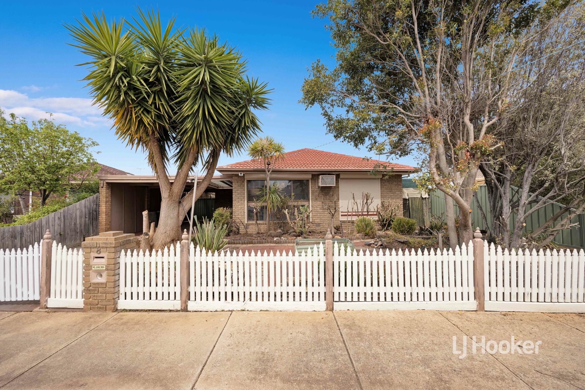 8 Snowy Court, Werribee