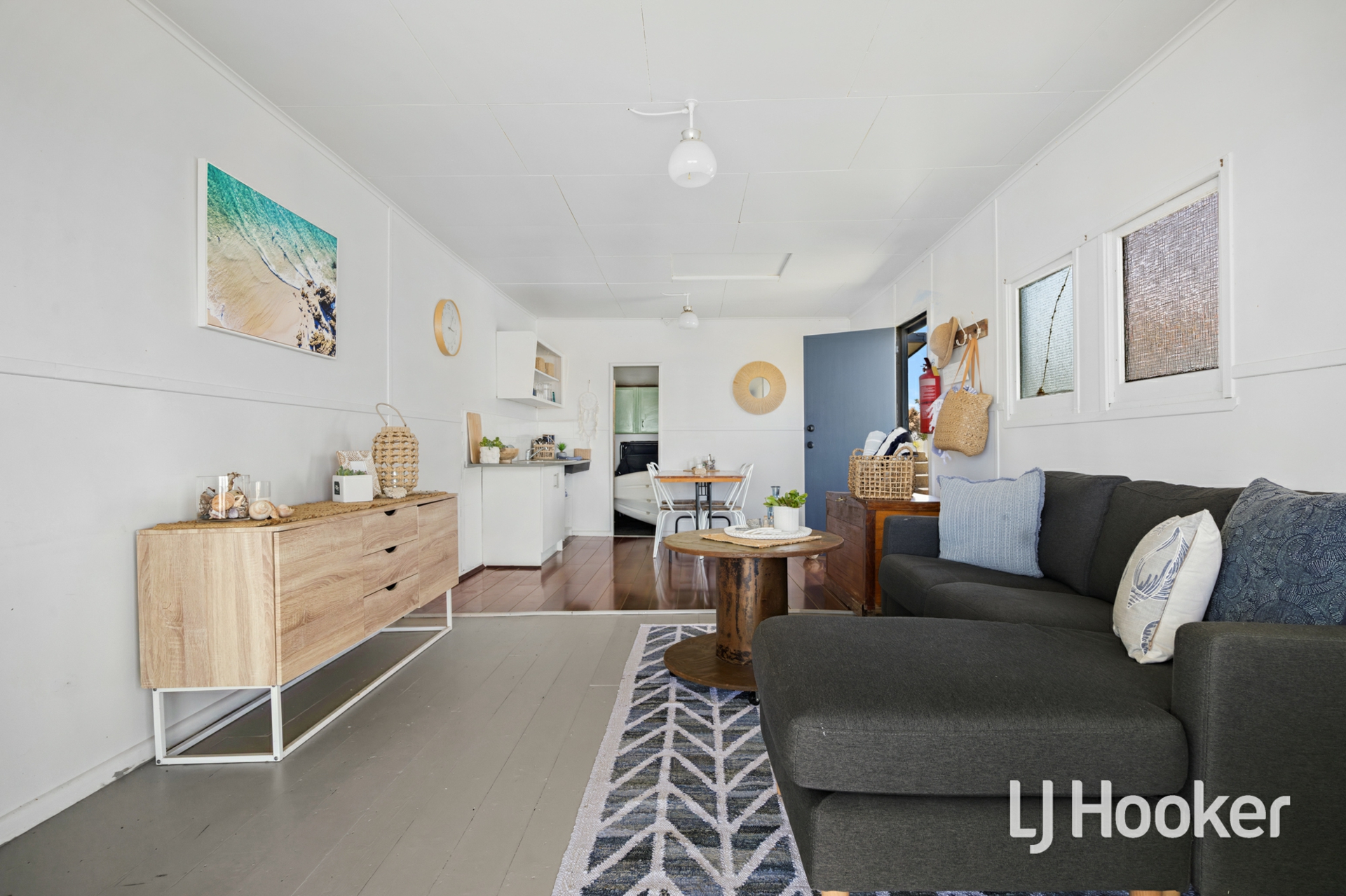 134 Campbells Cove Road — photo 3 of 8