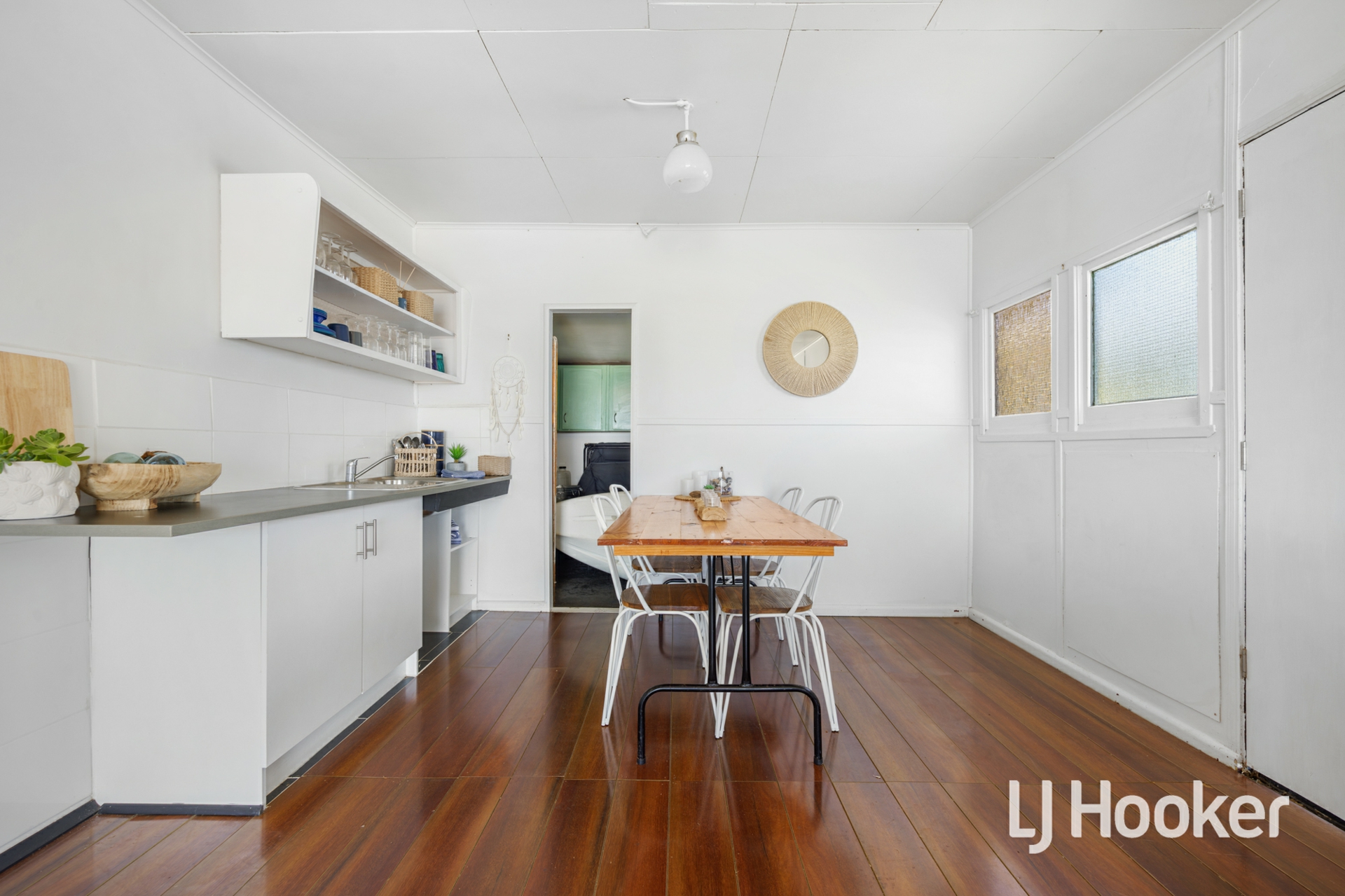 134 Campbells Cove Road — photo 5 of 8