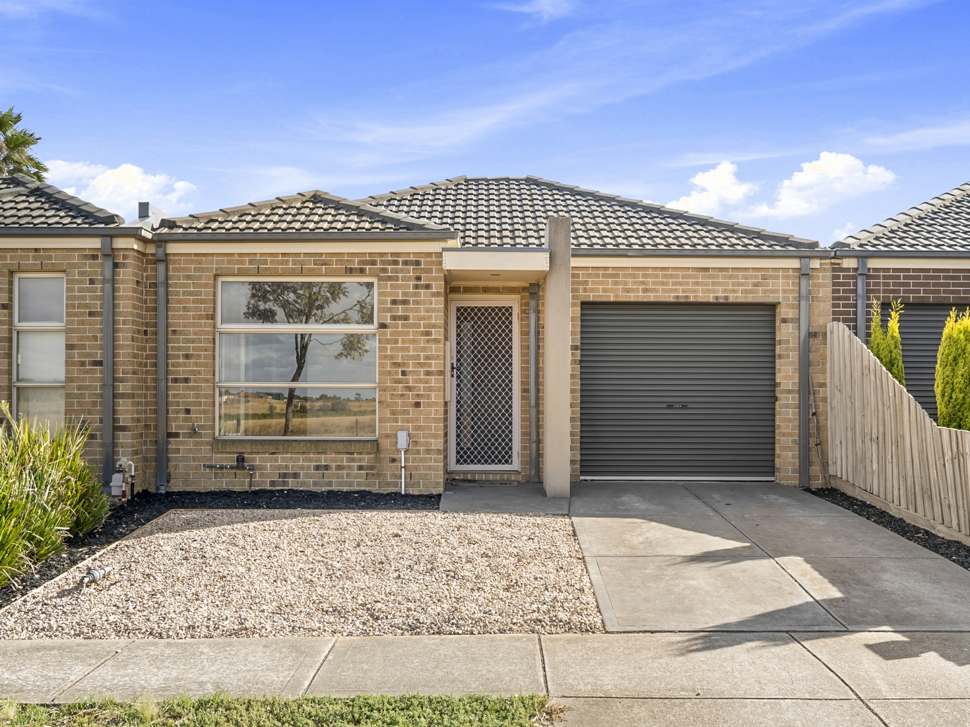 2/76 Westmeadows Lane — photo from LJ Hooker Point Cook