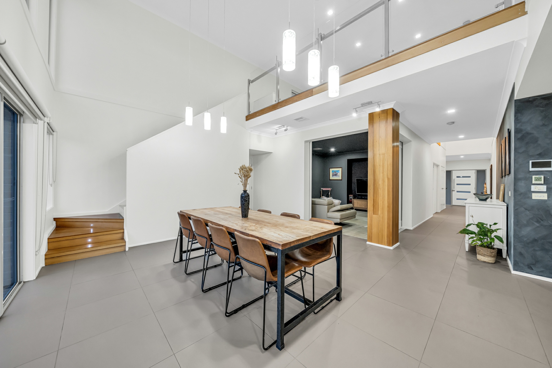 25 Newhaven Drive — photo 12 of 30
