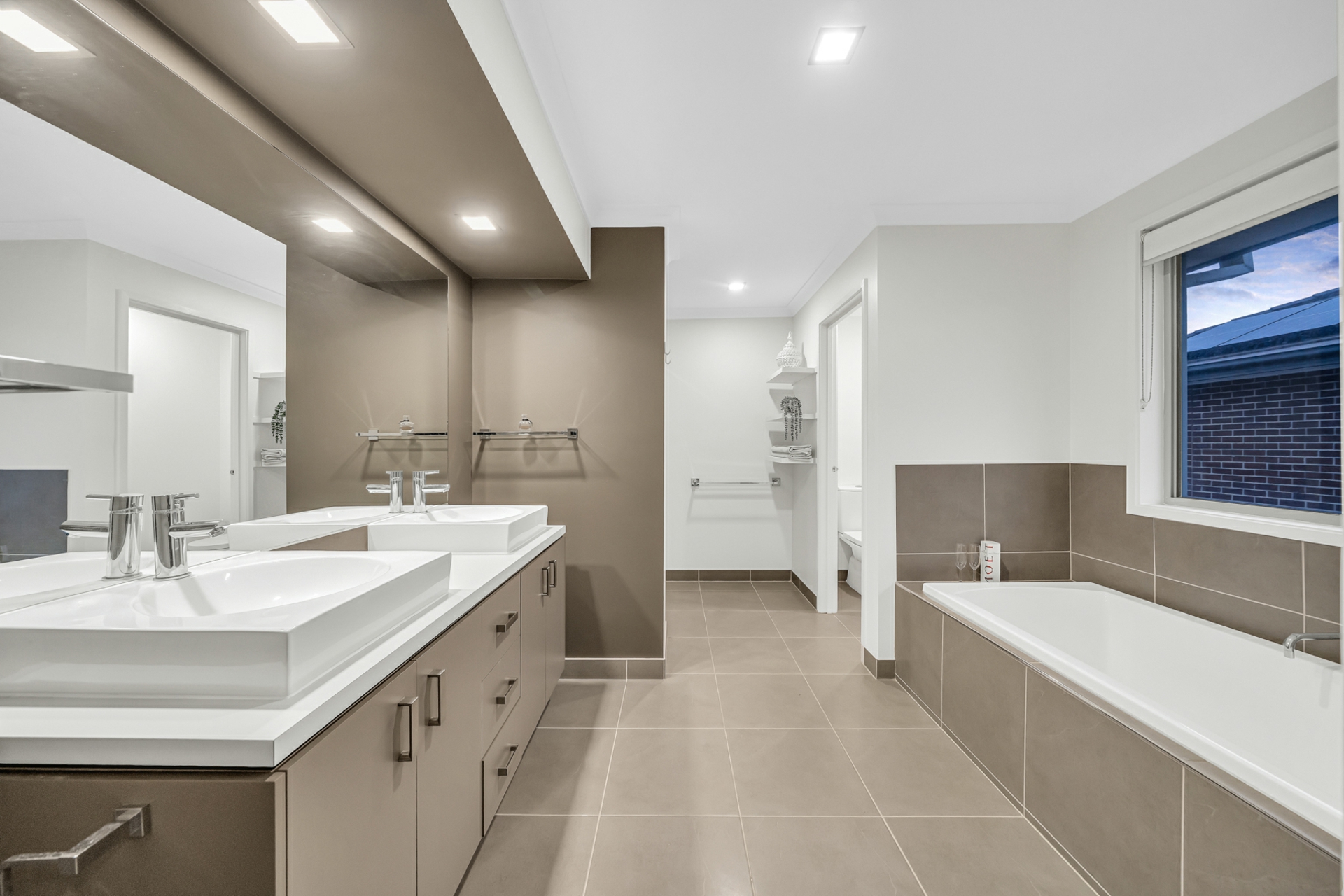 25 Newhaven Drive — photo 17 of 30