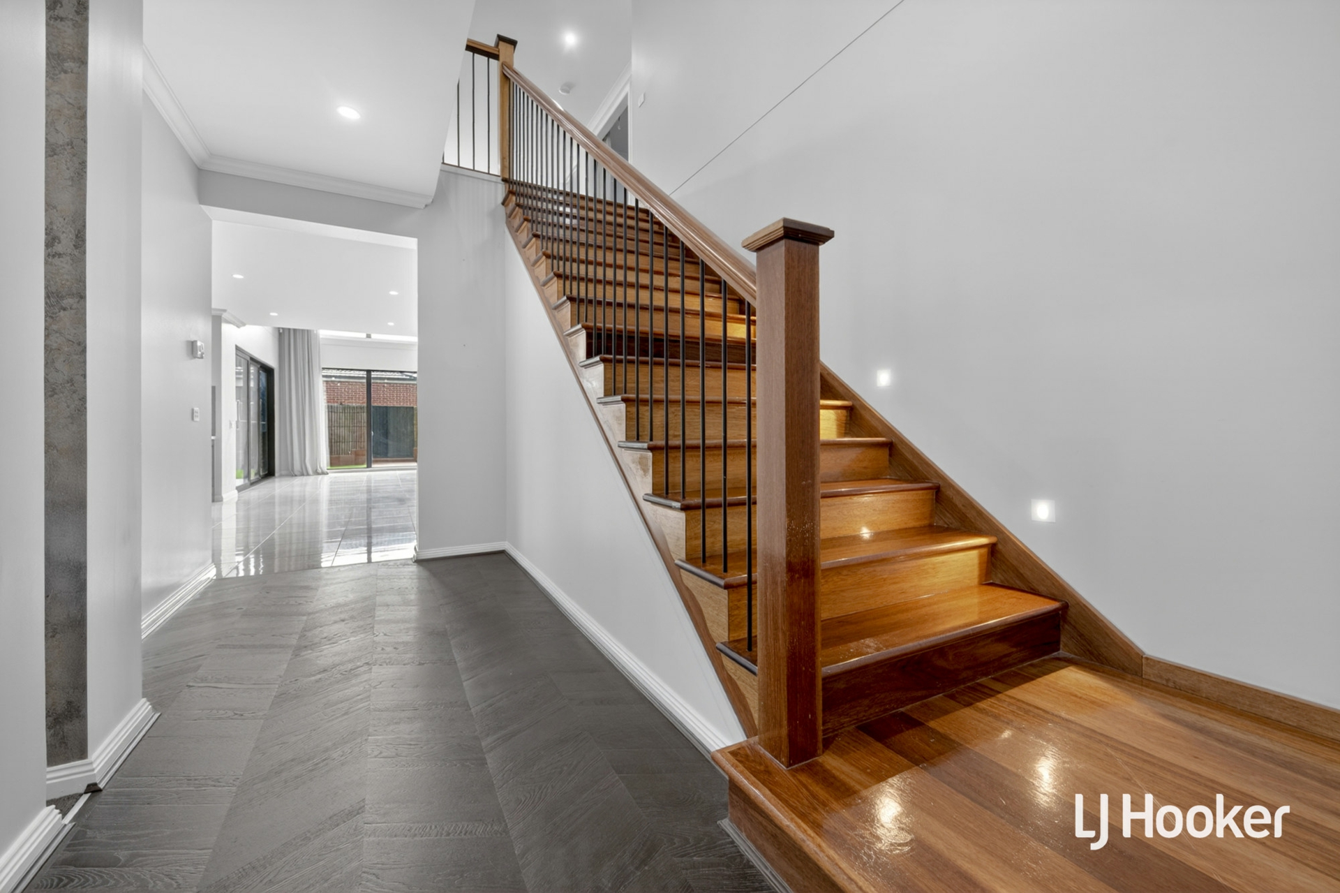 8 Eugene Street — photo 8 of 25