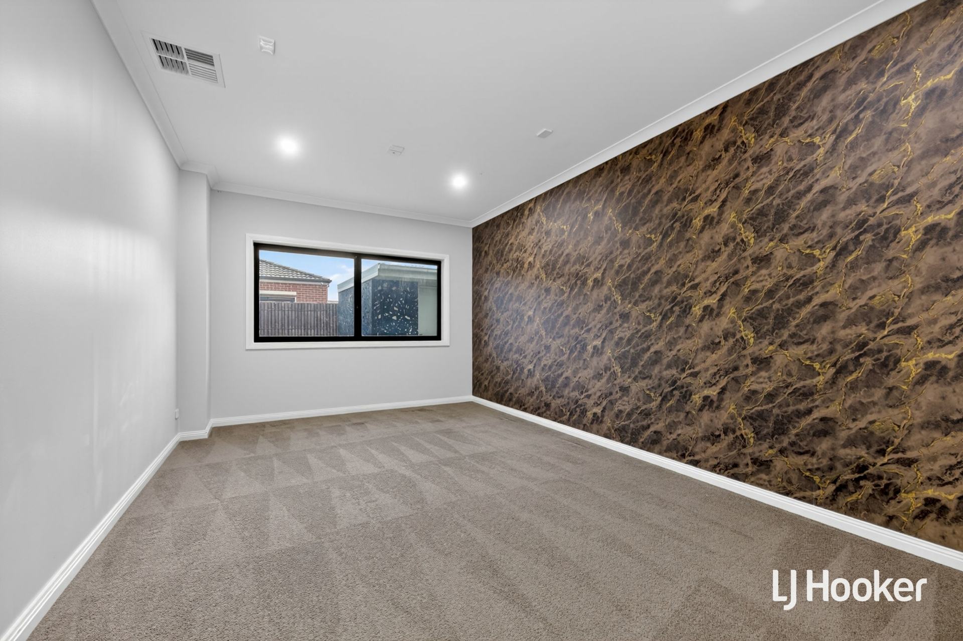 8 Eugene Street — photo 11 of 25