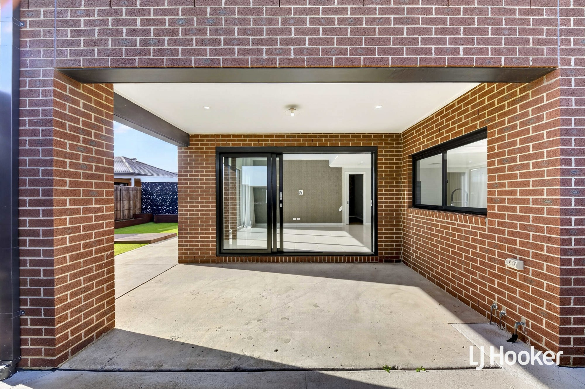 8 Eugene Street — photo 23 of 25
