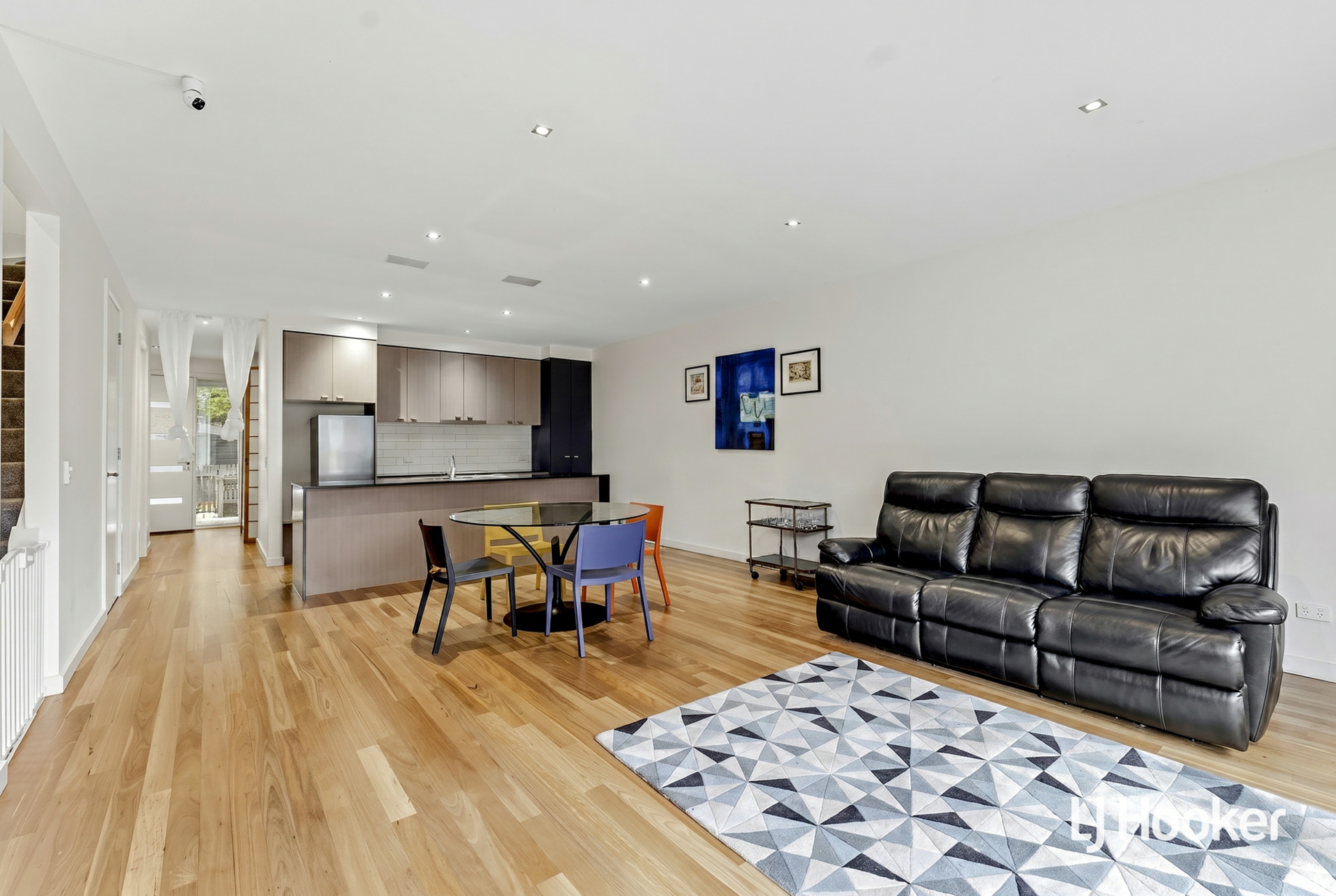 3/1 Johnston Street — photo 7 of 23