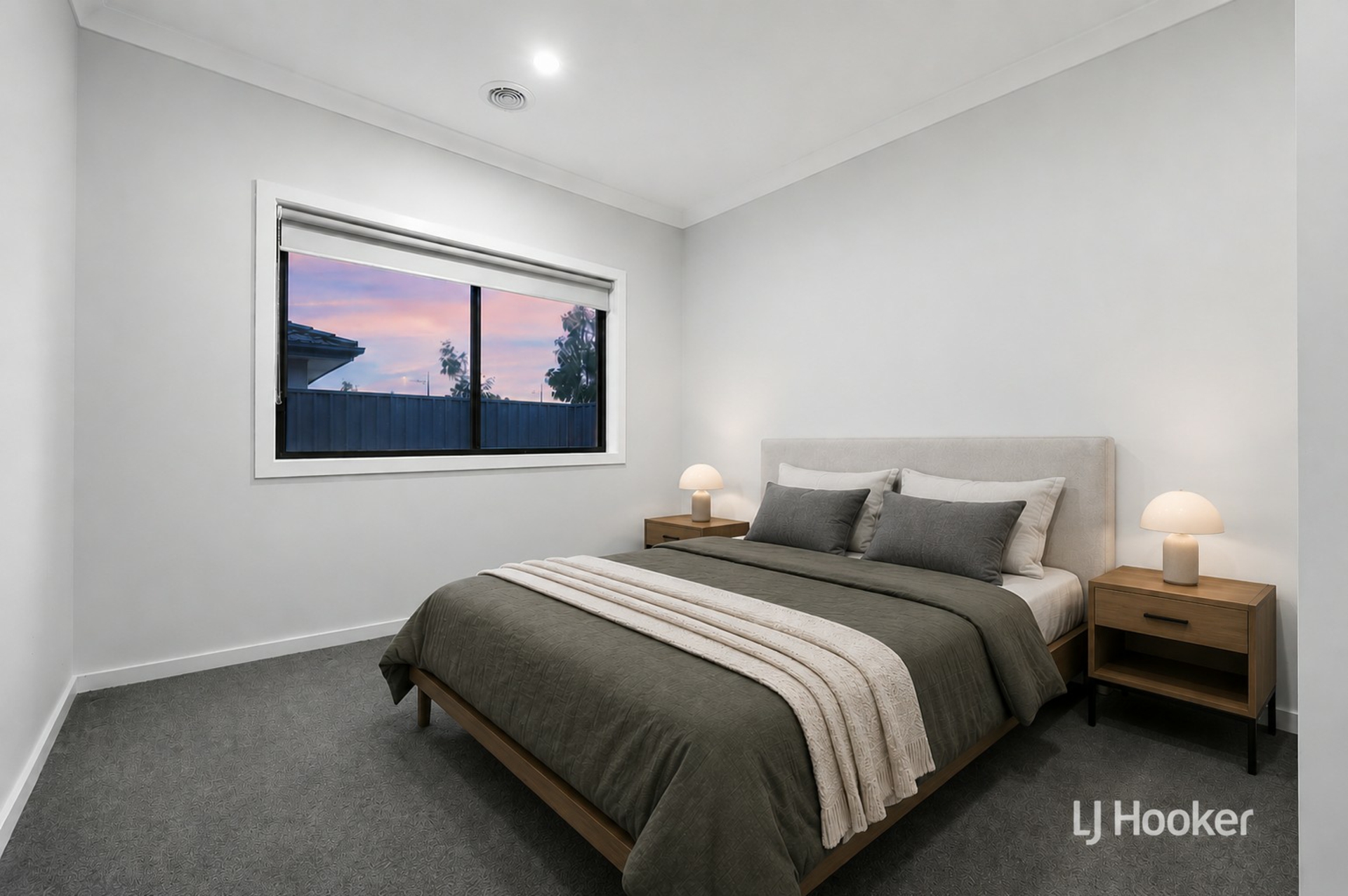 2 Irvine Avenue — photo 8 of 12