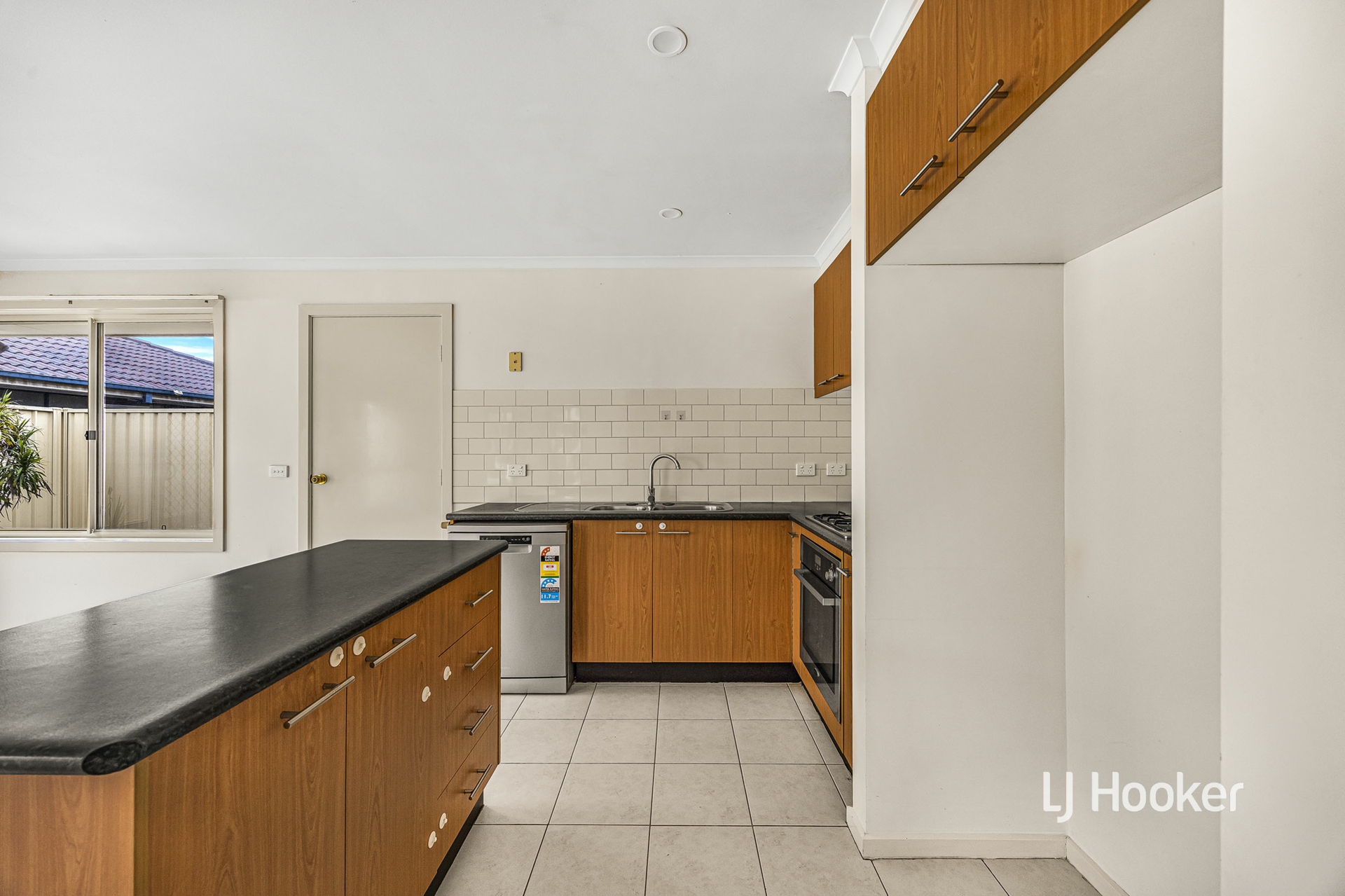 1/2 Cooper Street — photo 4 of 11