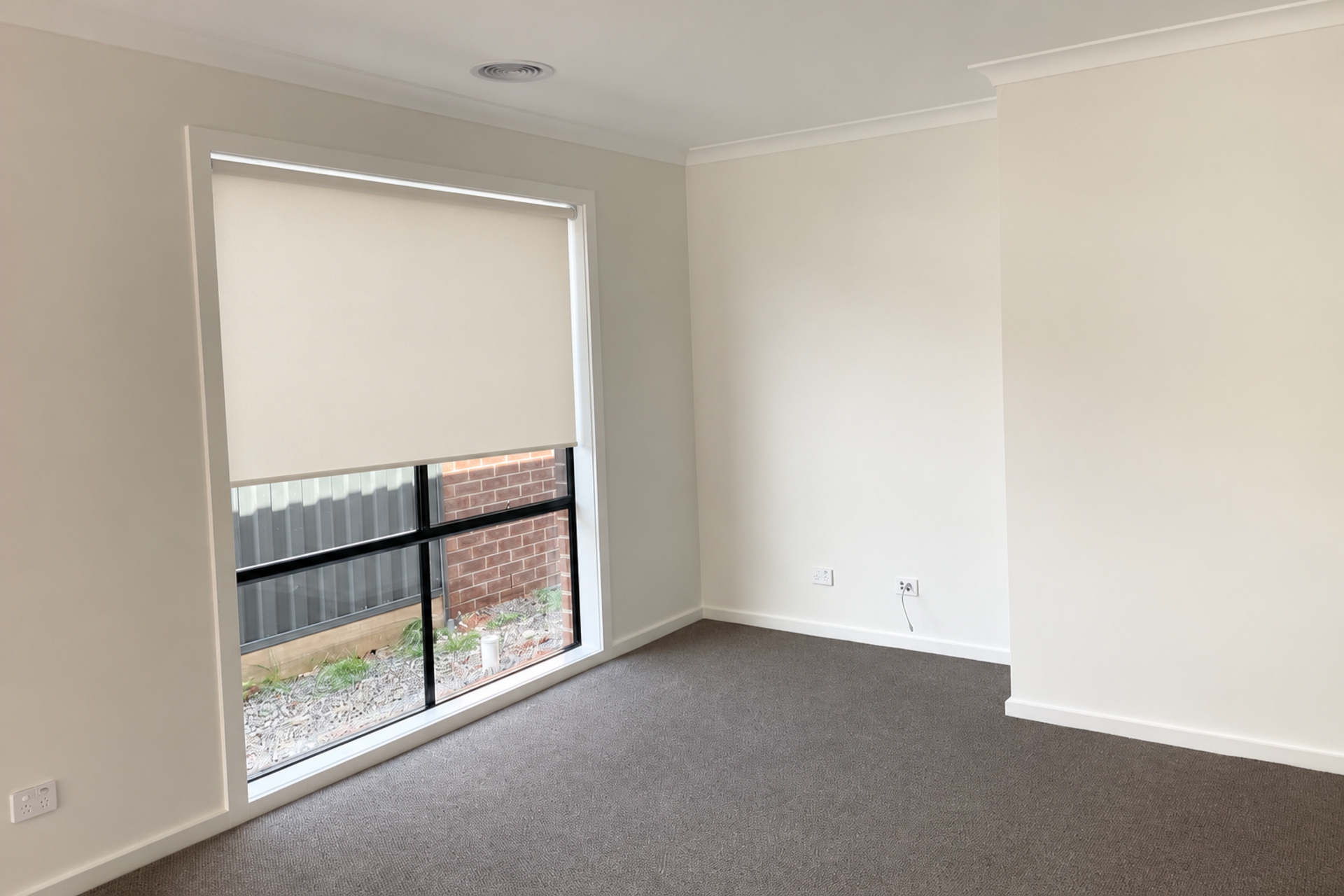 23 Innage Avenue — photo 4 of 7
