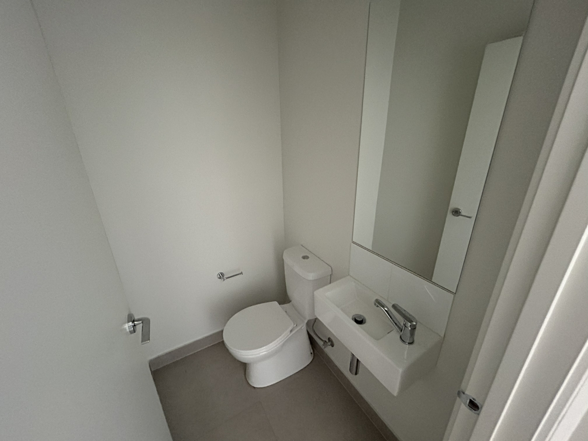 56 Elmhurst Avenue — photo 6 of 12