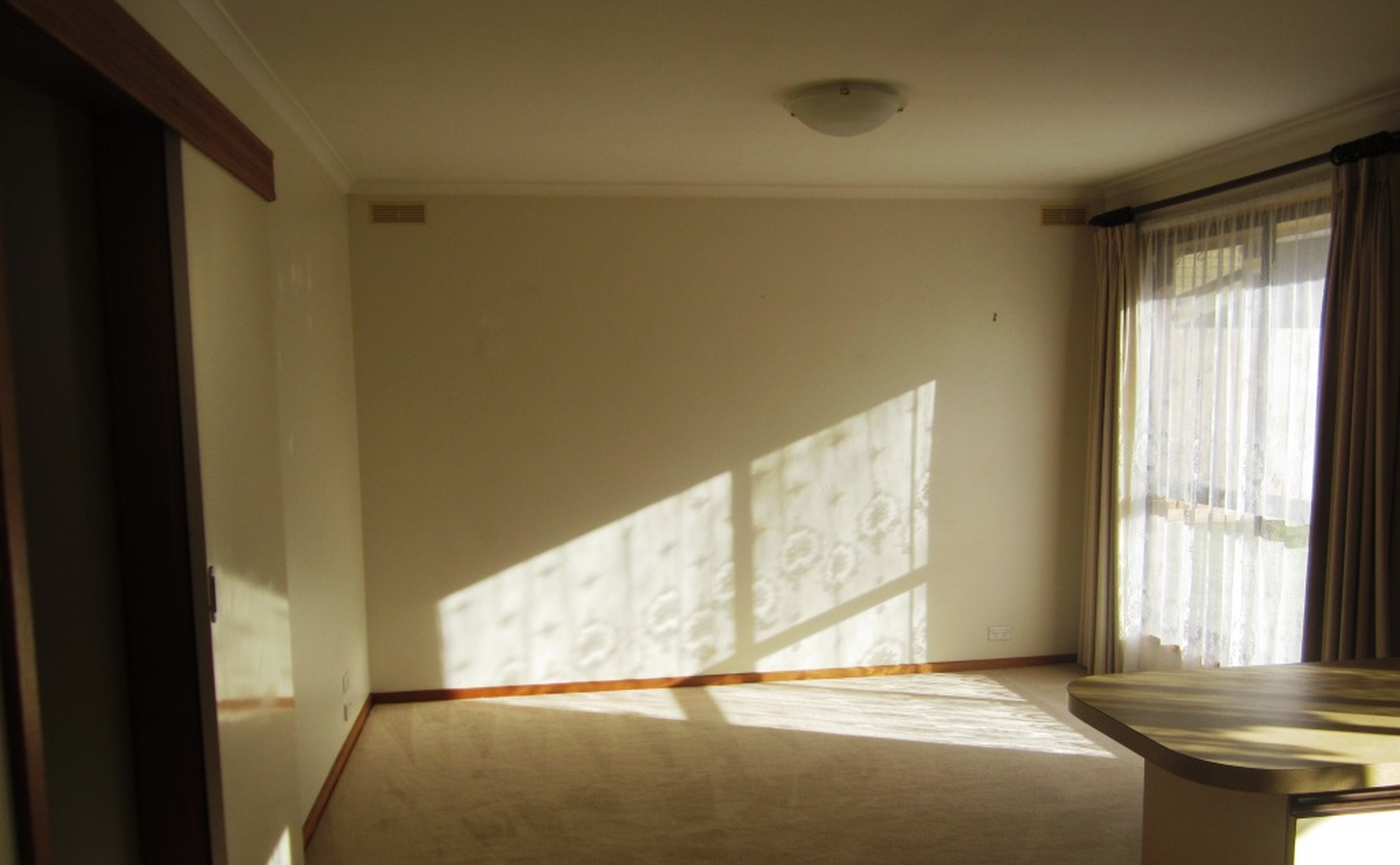 7 Heather Court — photo 4 of 9