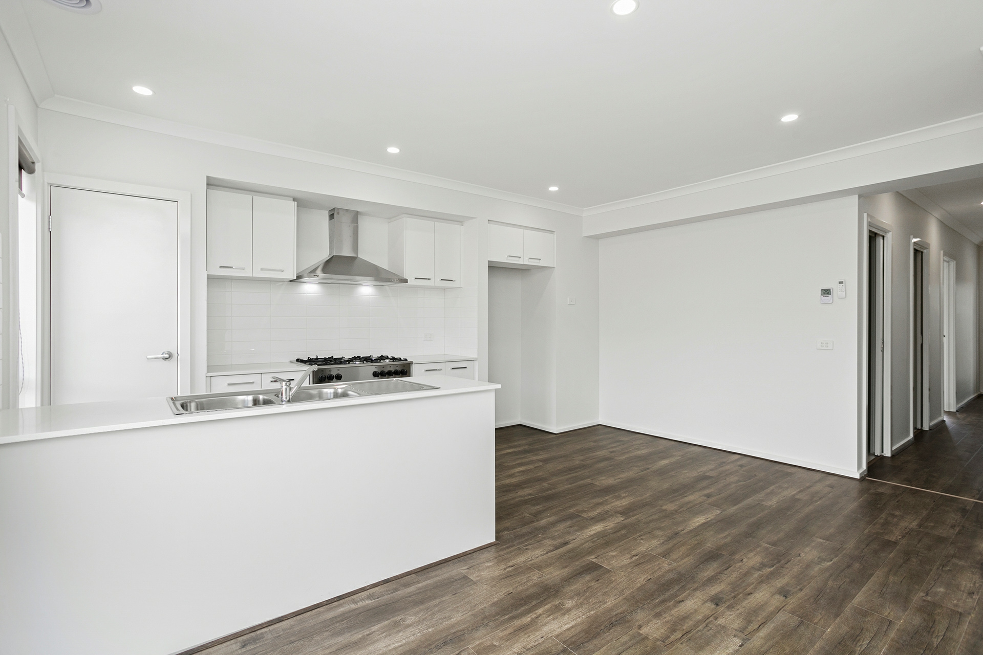 11 Kea Street — photo 2 of 8