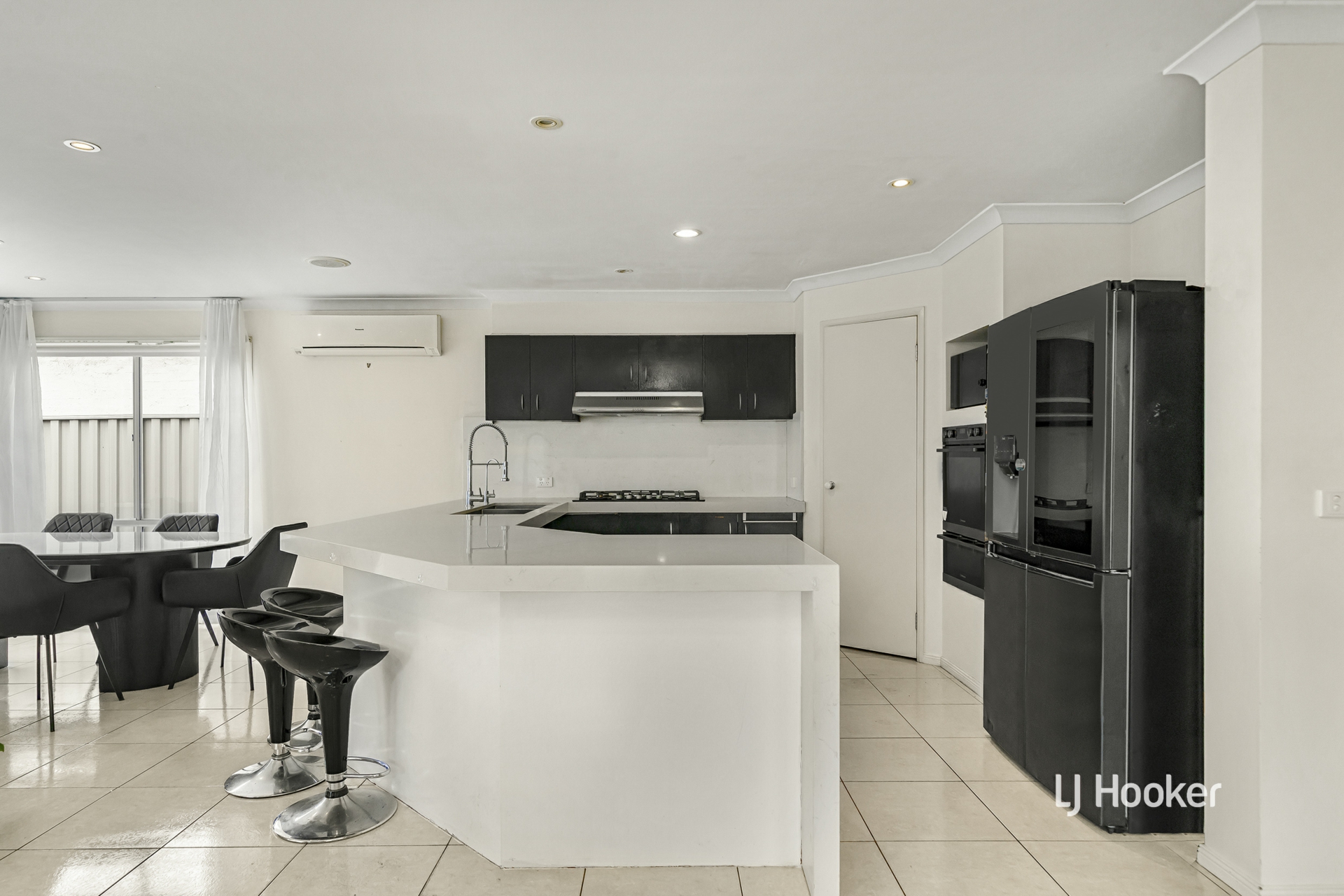 11 Finsbury Close — photo 7 of 22