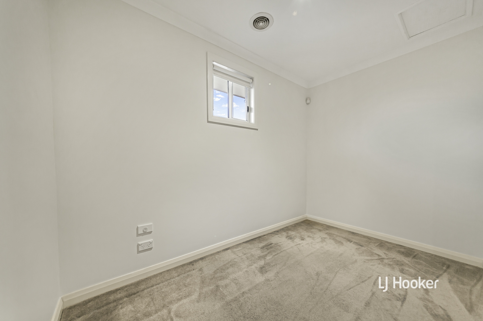 74 Vaucluse Boulevard — photo 7 of 19