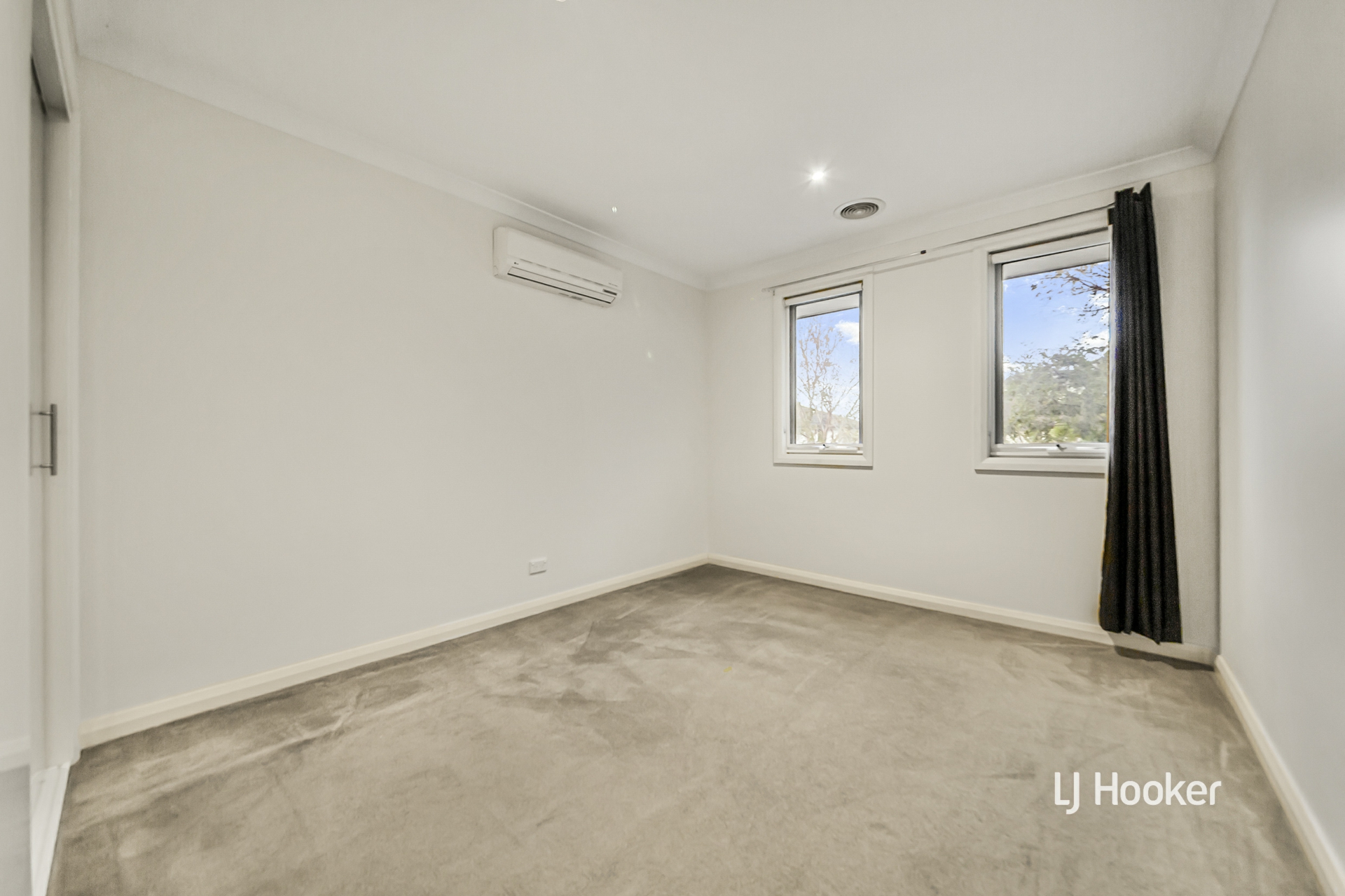 74 Vaucluse Boulevard — photo 11 of 19