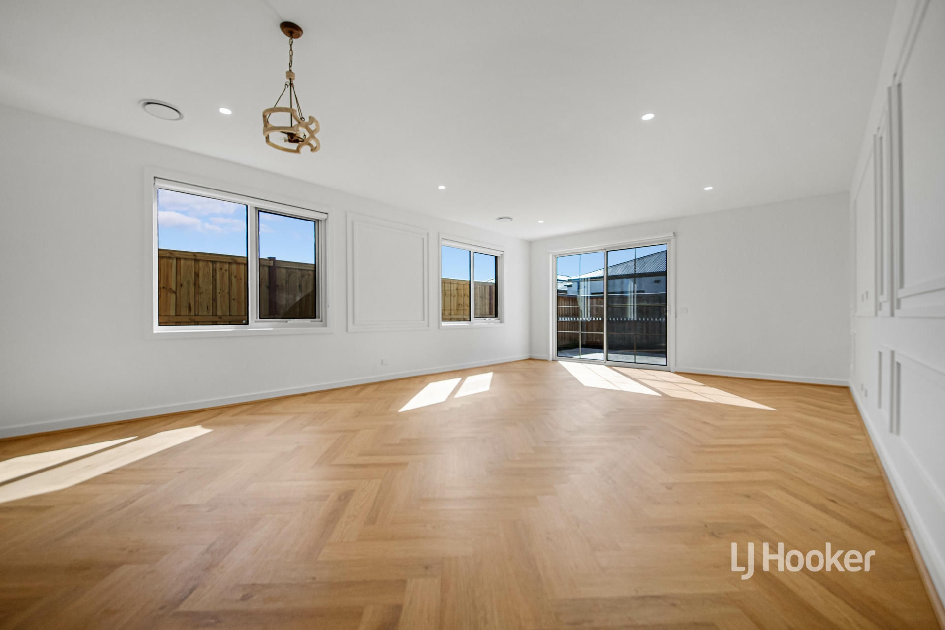 27 Rosedale Circuit — photo 18 of 21