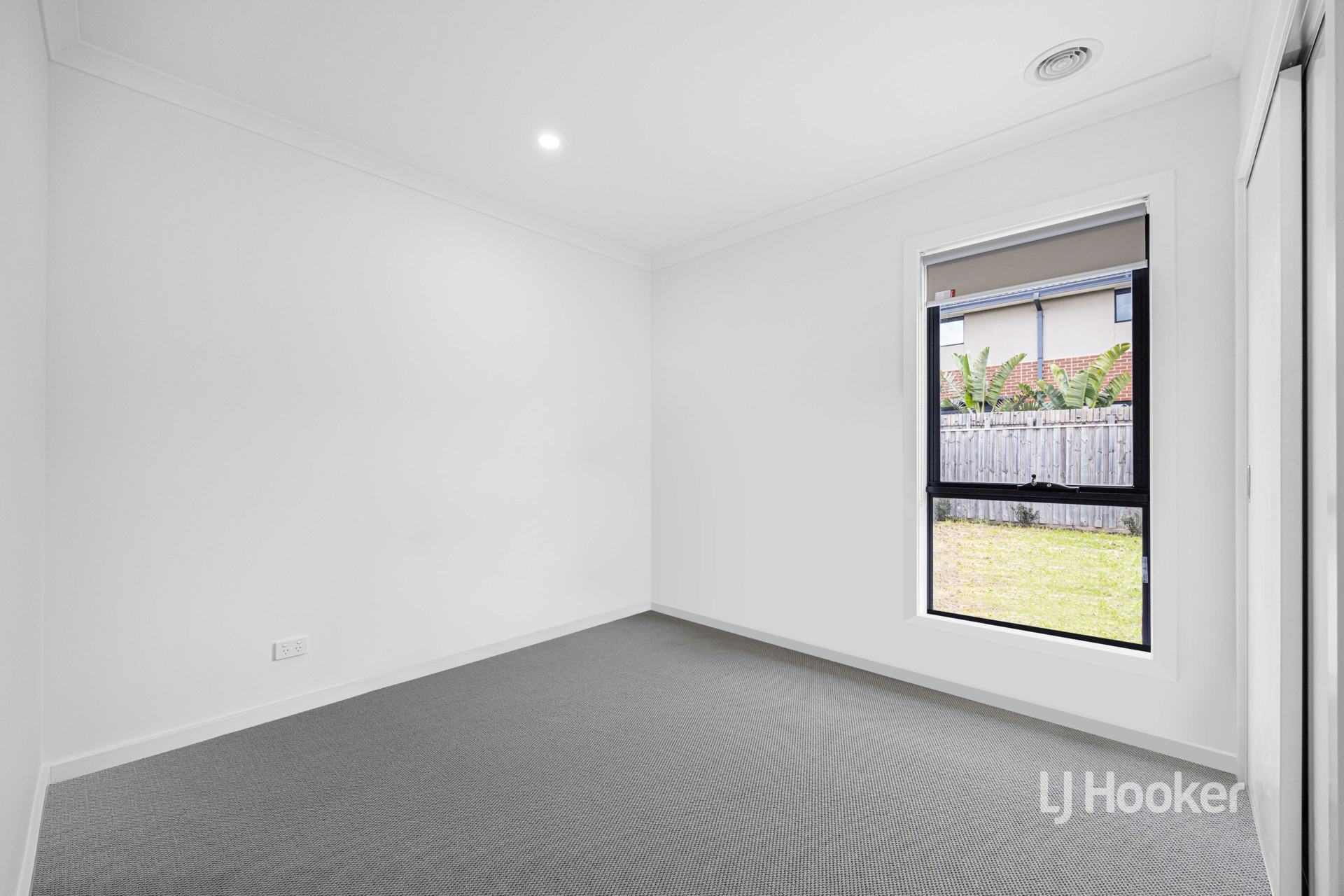 22 Trentino Grove — photo 8 of 13