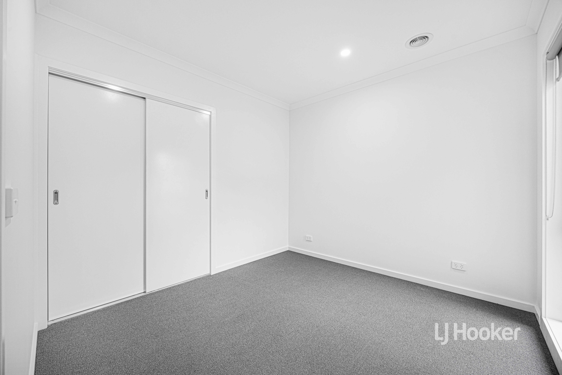 22 Trentino Grove — photo 9 of 13