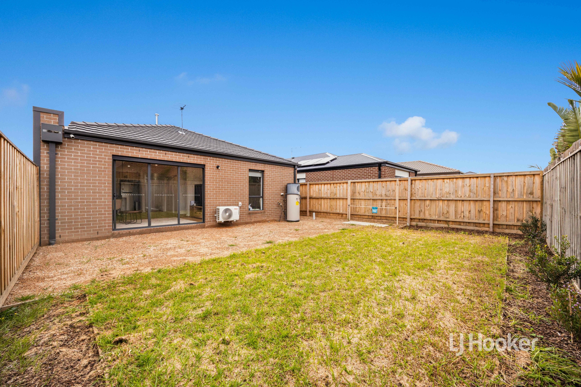 22 Trentino Grove — photo 12 of 13