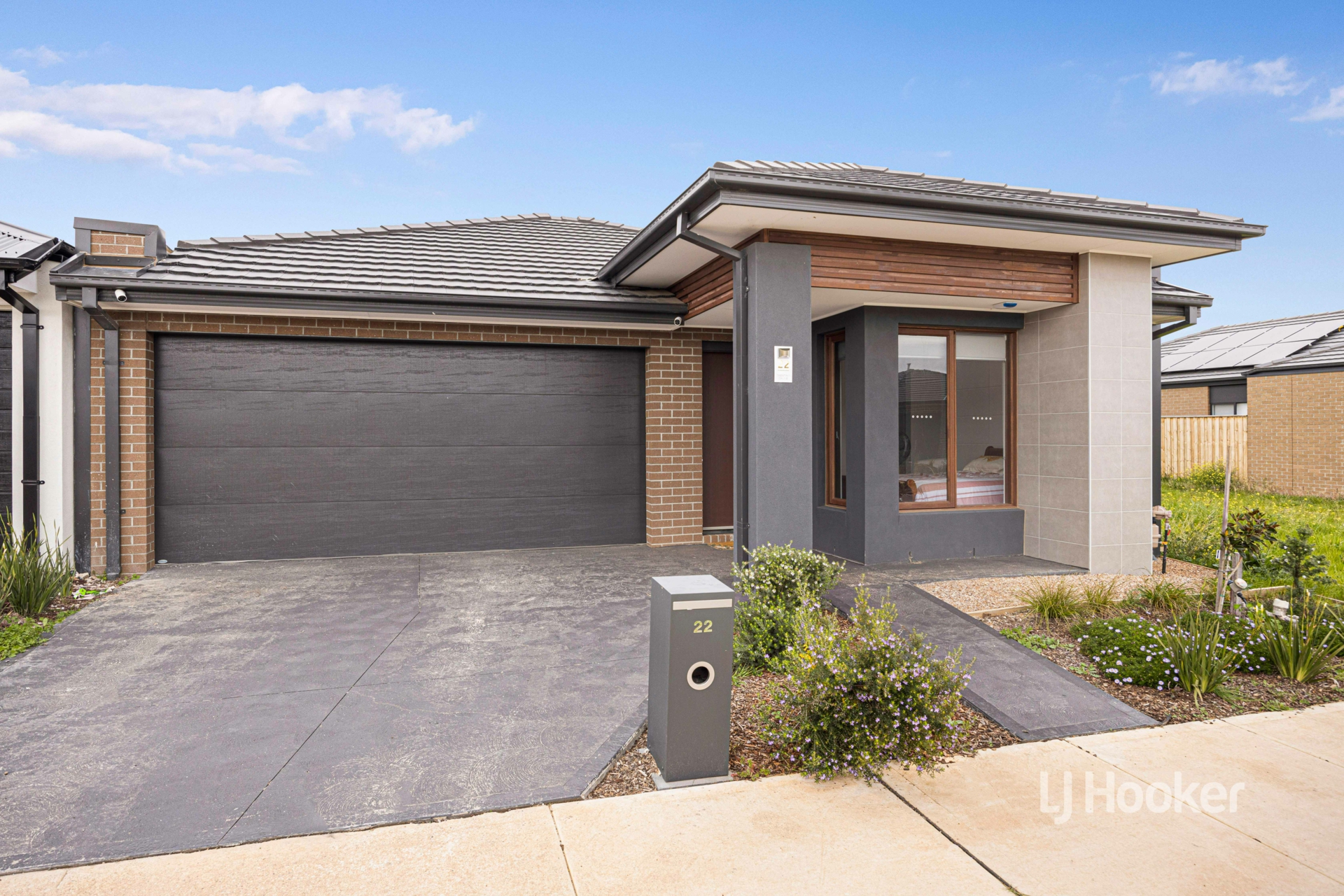 22 Trentino Grove — photo 13 of 13