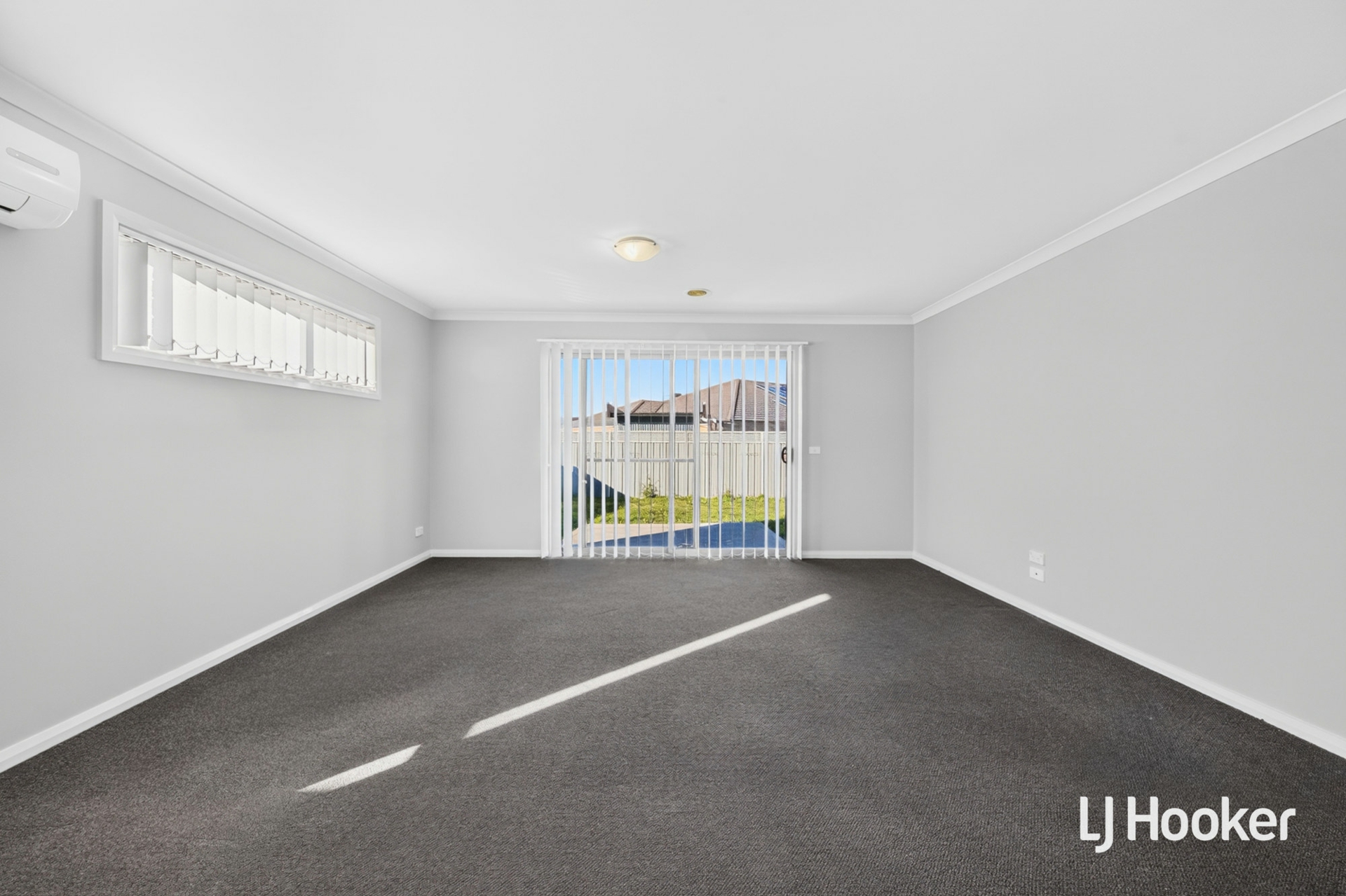 7 Nassella Close — photo 7 of 13