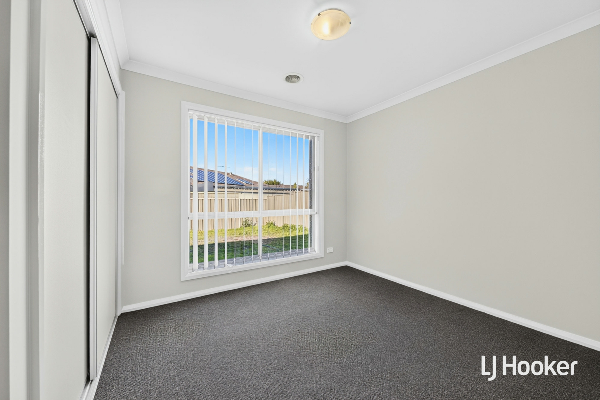 7 Nassella Close — photo 8 of 13