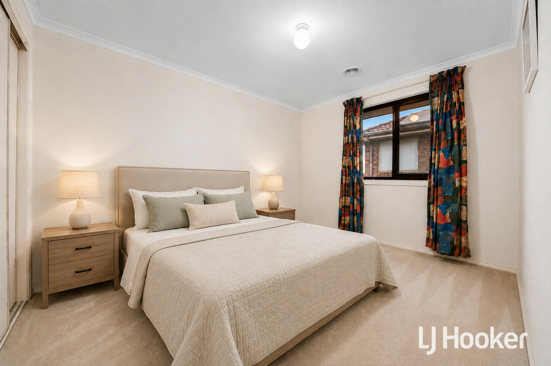 28 Lincolnheath Boulevard — photo 18 of 27