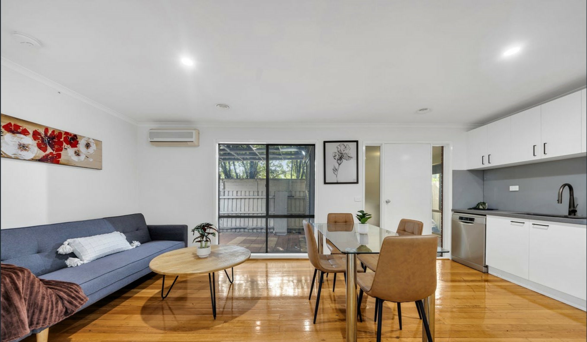5 Lynbridge Crescent — photo 16 of 28