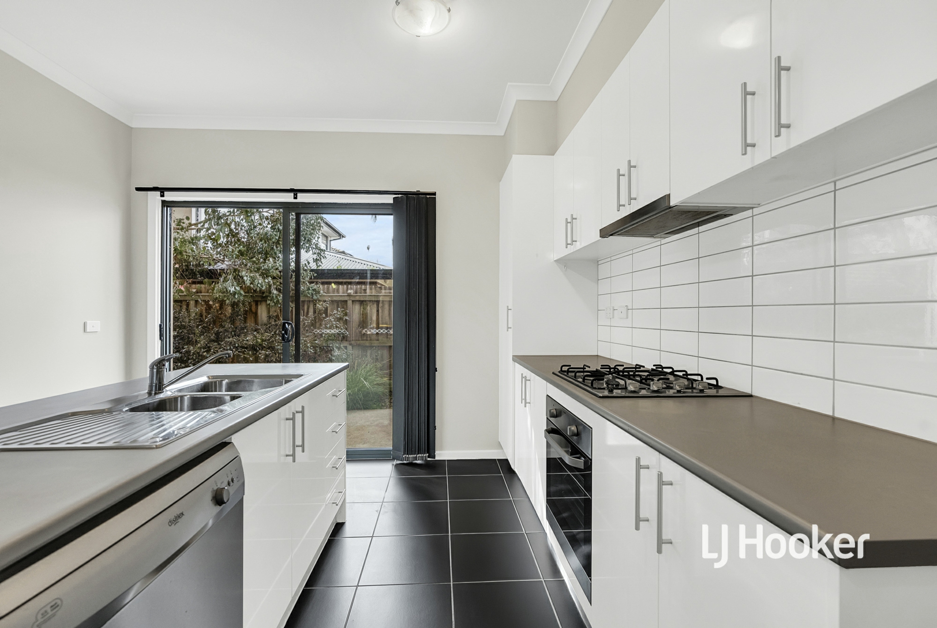 3 Queenie Way — photo 5 of 13