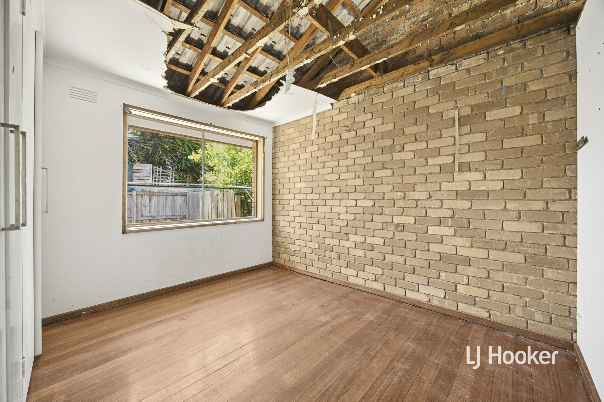 2/13 Mambourin Street — photo 6 of 10