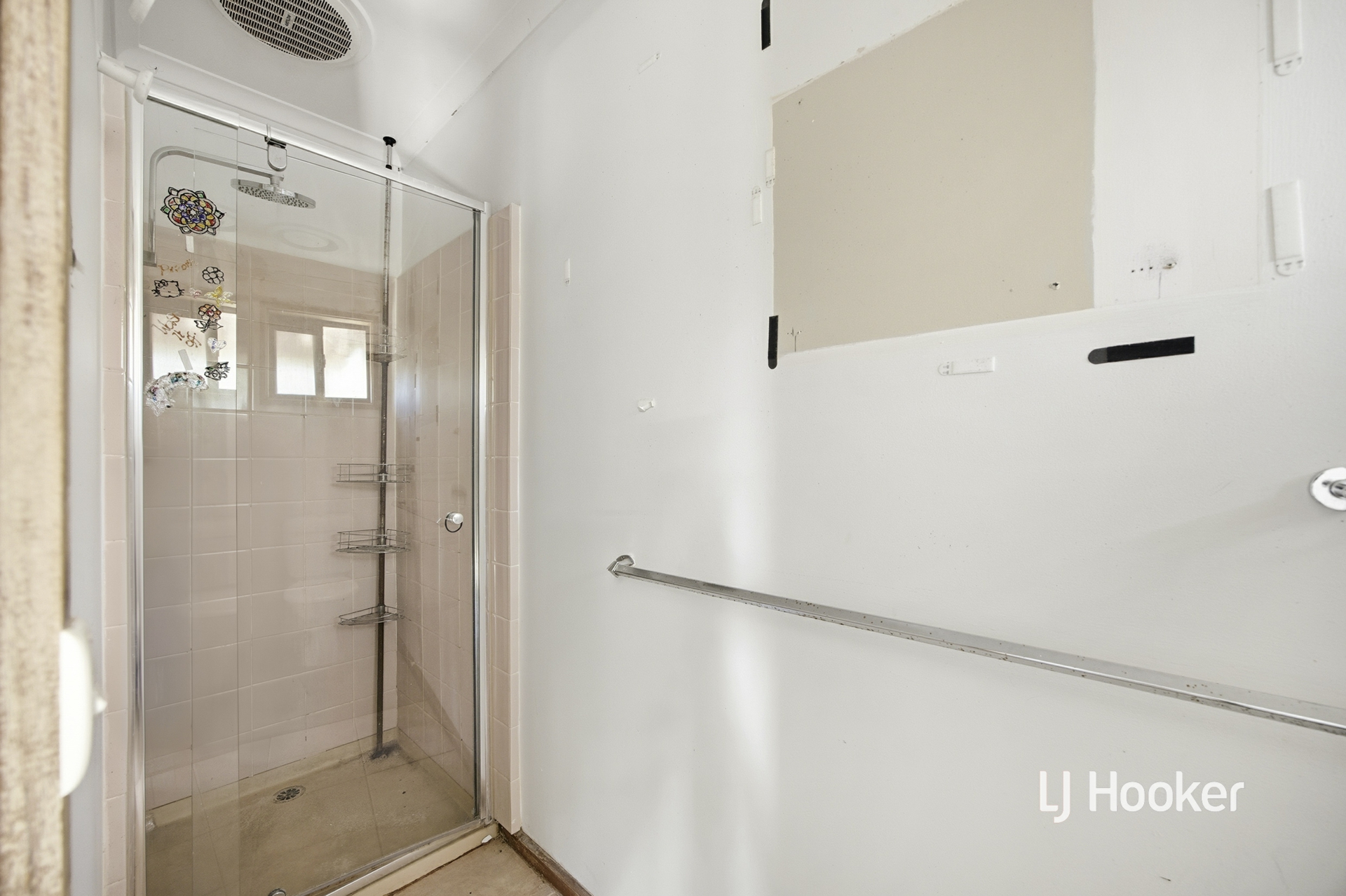 2/13 Mambourin Street — photo 8 of 10